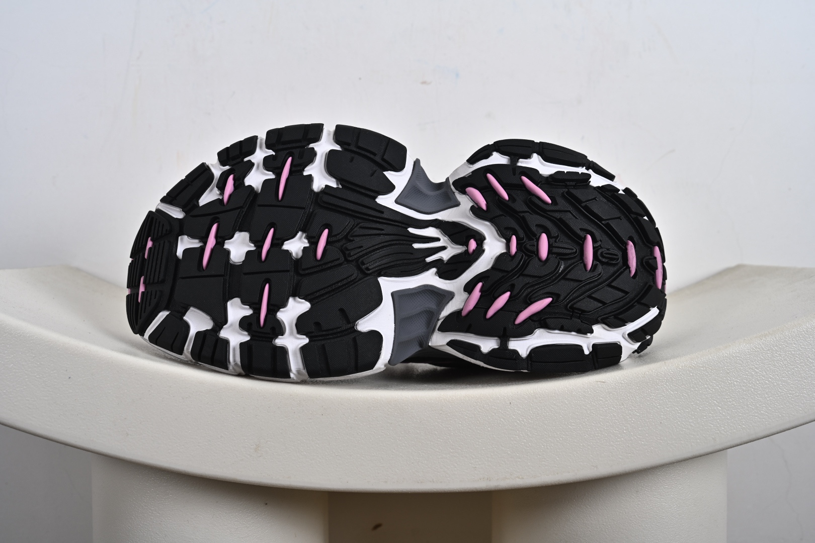 400 巴黎世家BALENCIAGA Car Sneaker 6XL船型系列低帮复古阔型厚底底姥爹风潮流百搭休闲运动鞋 815859 W2MV2 1591