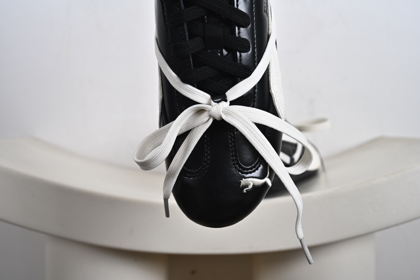 Rose x PUMA彪马 Speedcat 系列 联名款 赛车 德训双鞋带 绑带休闲运动低帮板鞋 404391-01