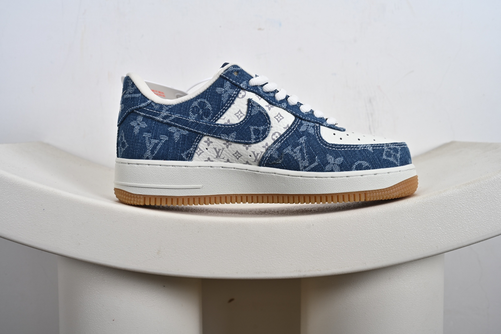 NK Air Force 1'07 Low 联名 白海军蓝 空军一号低帮休闲板鞋 YF9511-813 NK Air Force 1'07 Low 联名 白海军蓝 空军一号低帮休闲板鞋 YF9511-813