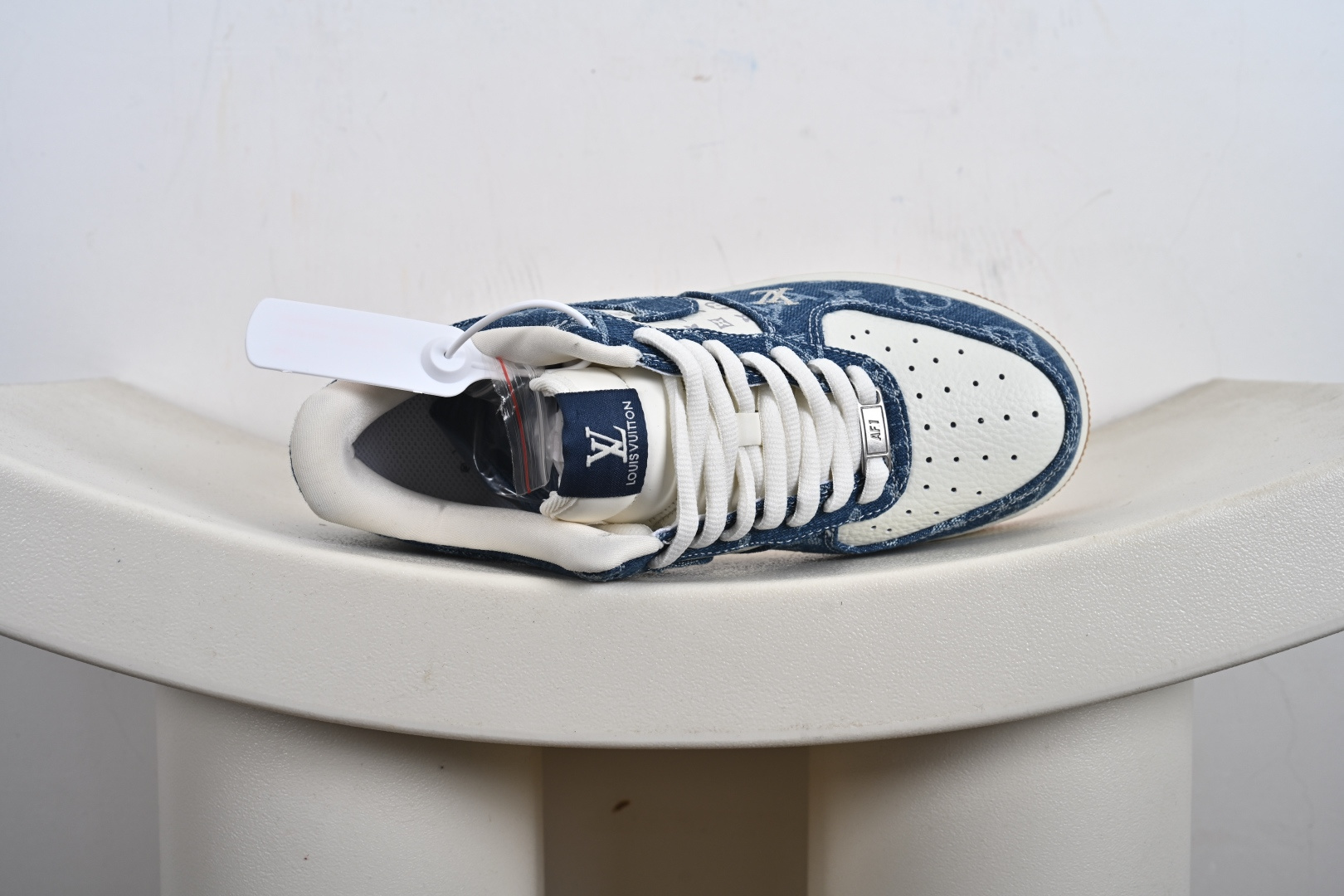 NK Air Force 1'07 Low 联名 白海军蓝 空军一号低帮休闲板鞋 YF9511-813 NK Air Force 1'07 Low 联名 白海军蓝 空军一号低帮休闲板鞋 YF9511-813