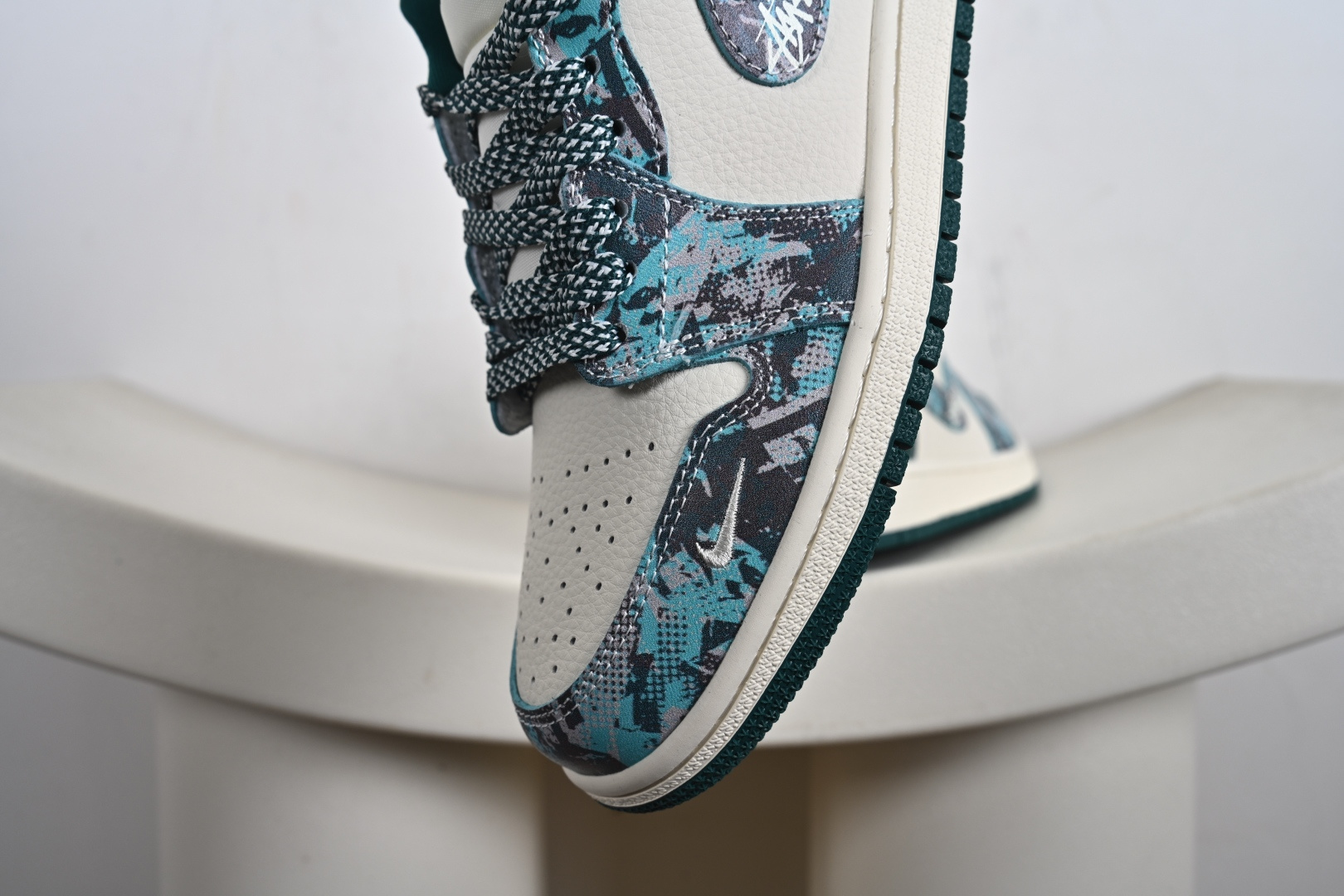 Stussy x Air Jordan 1 Low 斯图西 x AJ1 低帮 绿白色 AJ1 乔丹1代 aj1 乔1 低邦 绿白色 QG1988-012 Stussy x Air Jordan 1 Low 斯图西 x AJ1 低帮 绿白色 AJ1 乔丹1代 aj1 乔1 低邦 绿白色 QG1988-012