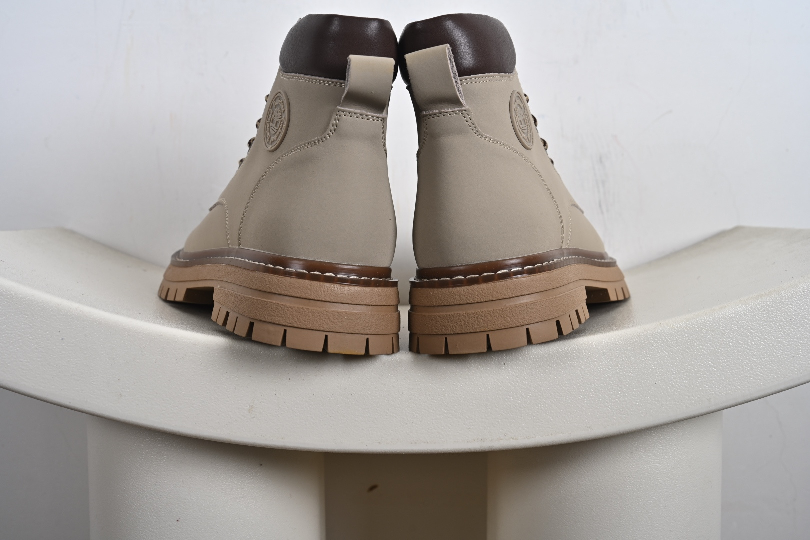 260 Timberland 添柏岚/天伯伦 经典户外休闲大黄靴系列 A18063T