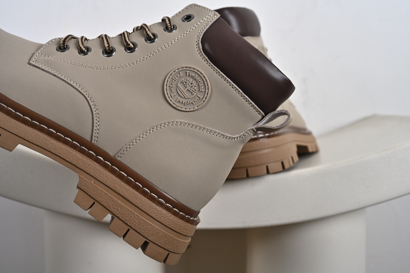 260 Timberland 添柏岚/天伯伦 经典户外休闲大黄靴系列 A18063T