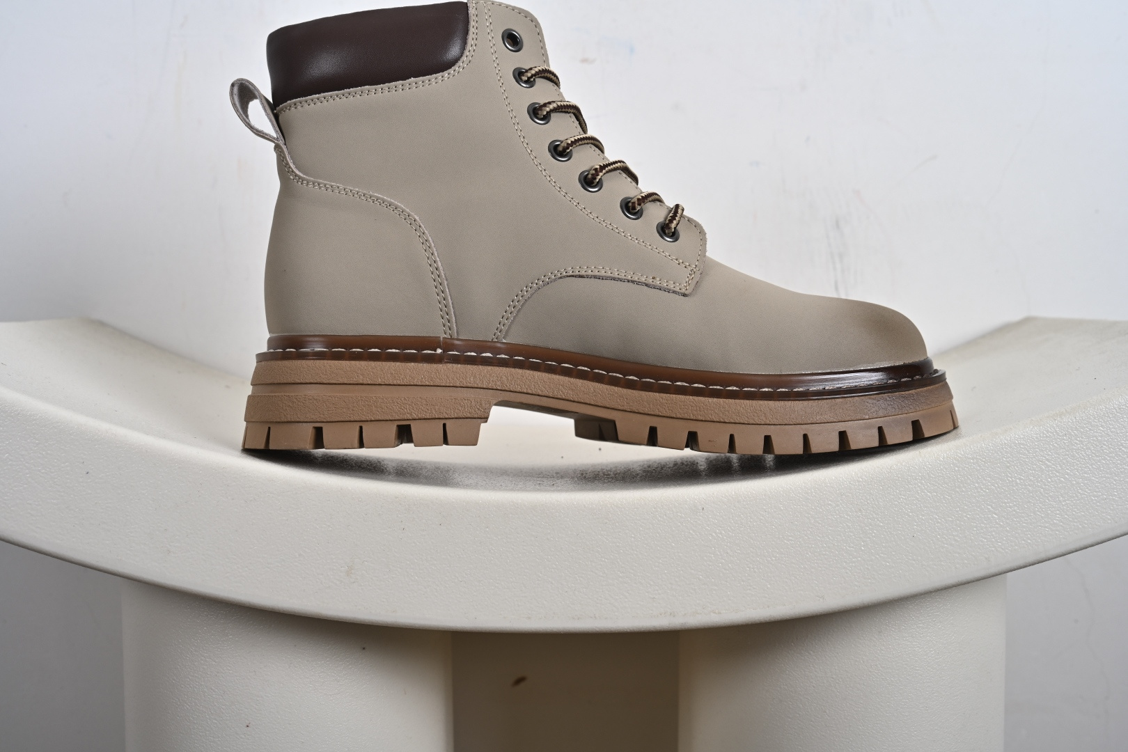 260 Timberland 添柏岚/天伯伦 经典户外休闲大黄靴系列 A18063T