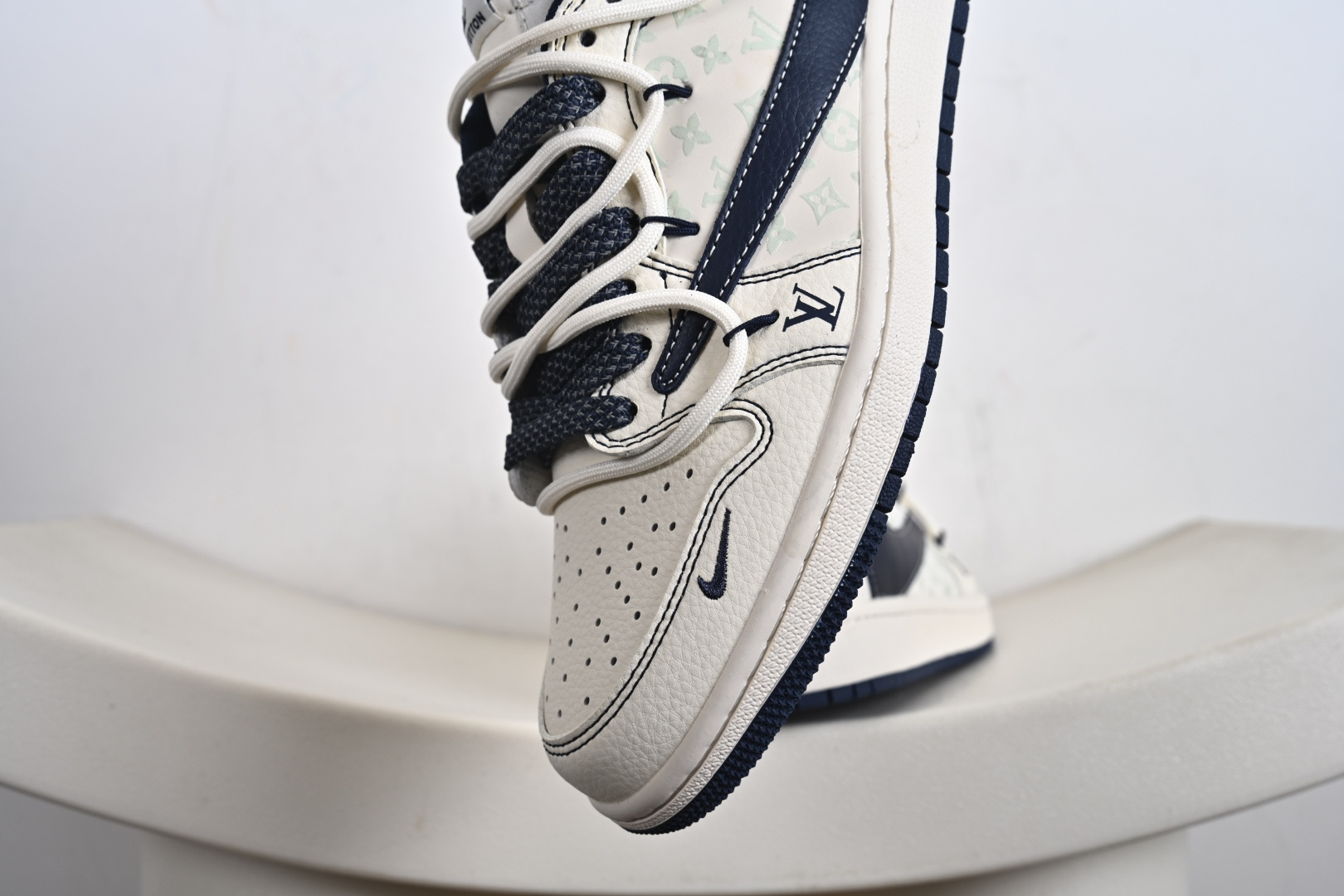 Travis Scott x Fragment Design x Jordan Air Jordan 1 Low SP LV联名-米白午夜蓝” HT5088-603