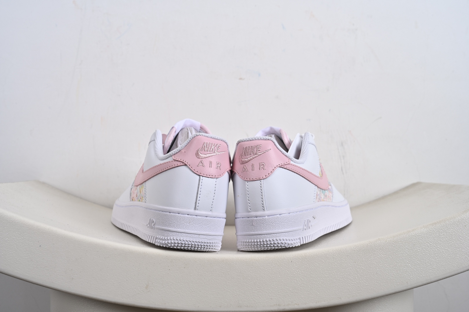 240 官方爆款定制 二次元主题 Nike Air Force 1 Low’07 纯欲小香风 空军一号低帮休闲板鞋 ZH0316-095