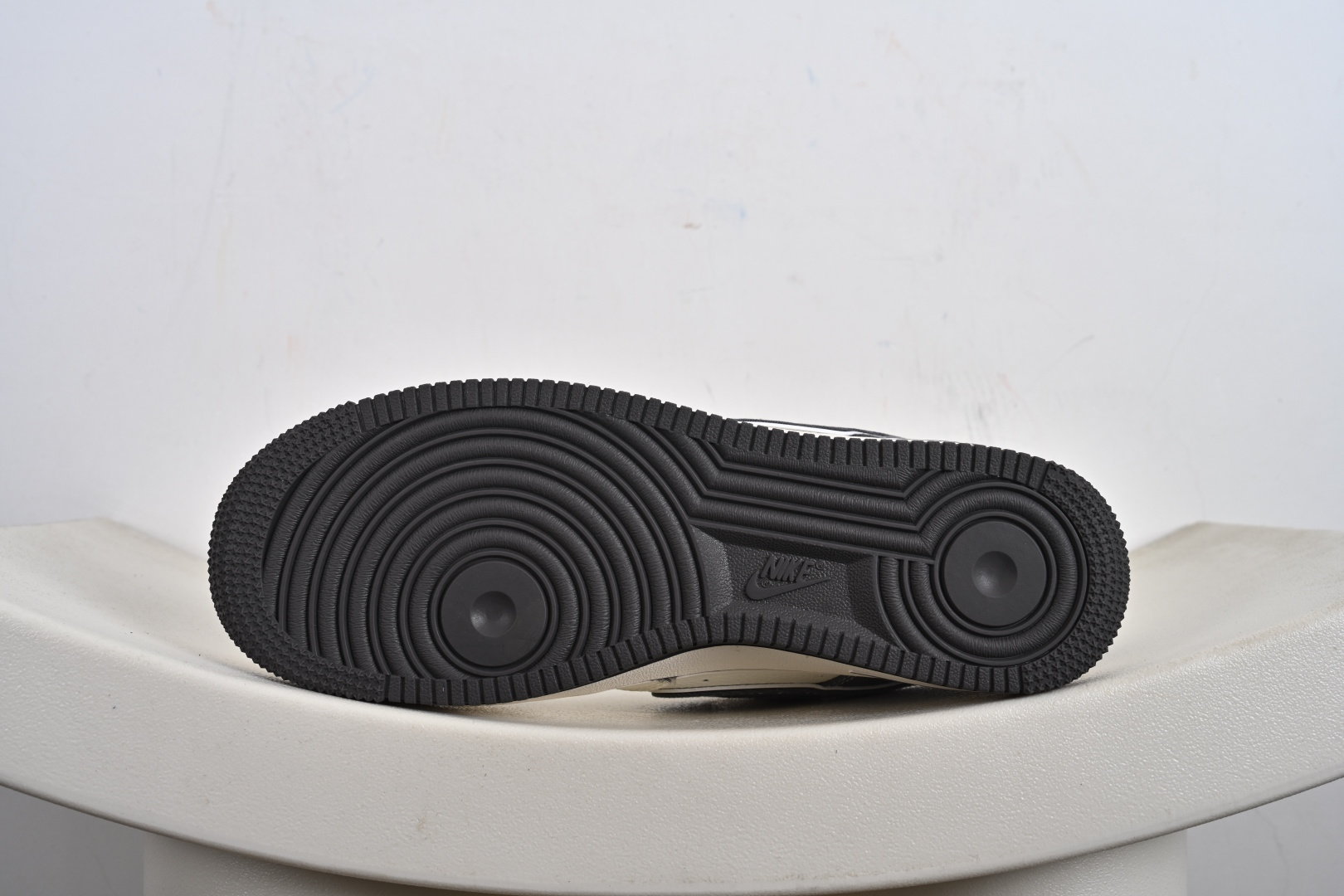 NIke Air Force 1 '07 Low 联名款 空军一号 低帮 运动鞋 休闲鞋 JP8028-011