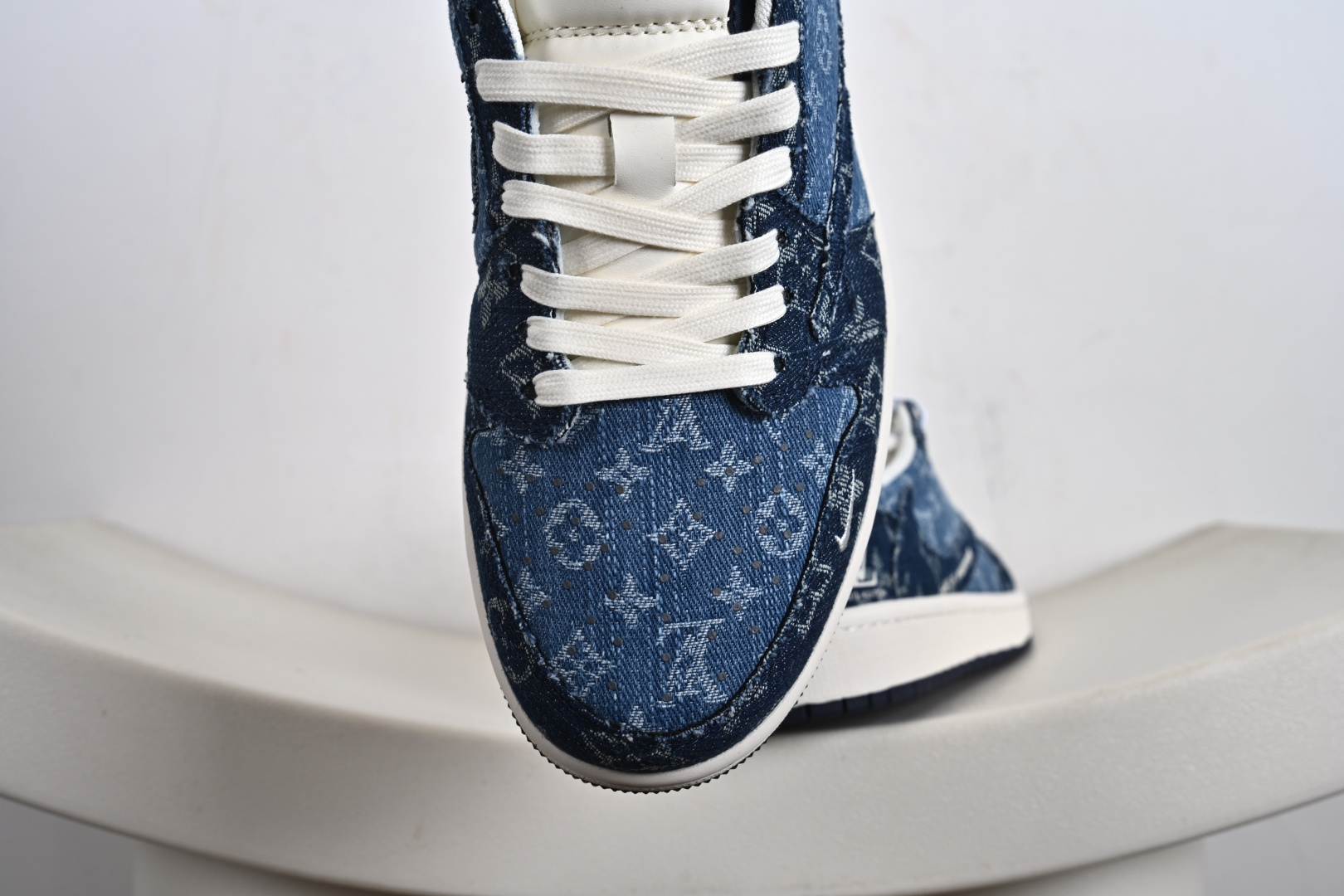 260 定制版 Travis Scott x Fragment Design x Air Jordan 1 Low SP AJ1 乔1 LV联名 水洗牛仔深蓝印花 低帮文化休闲板鞋 XD0798-312