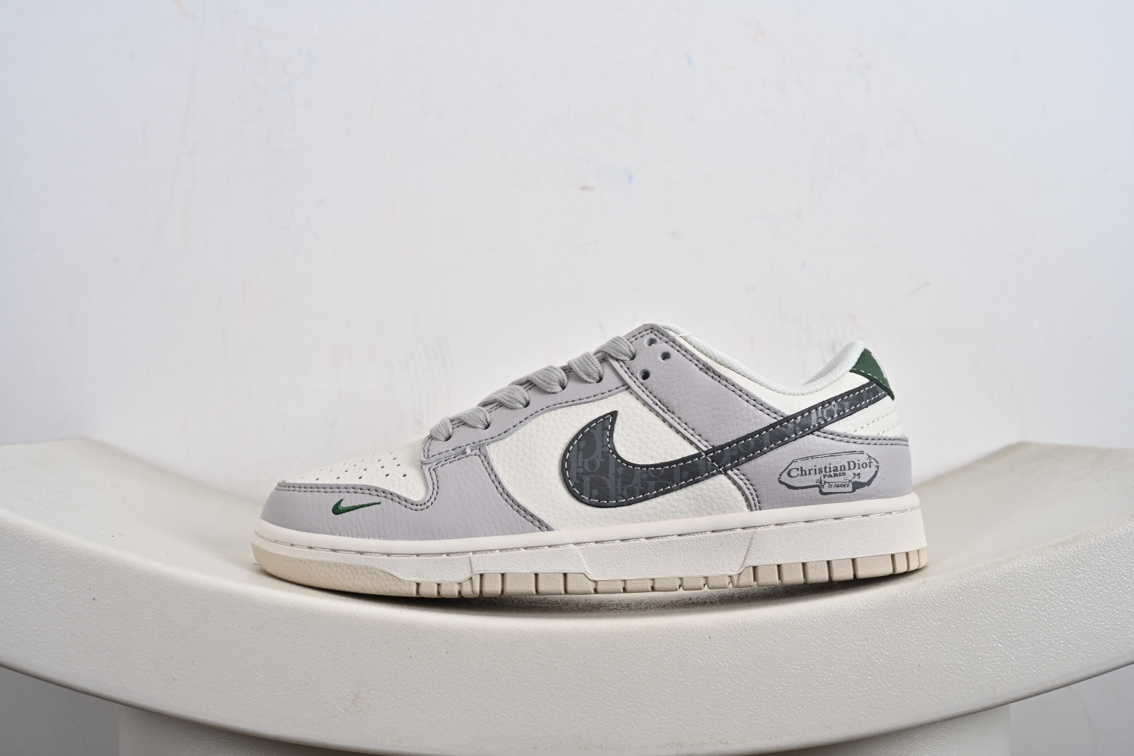 260 定制版 Dunk SB Low SB 低帮 灰白绿 ZH2598-276