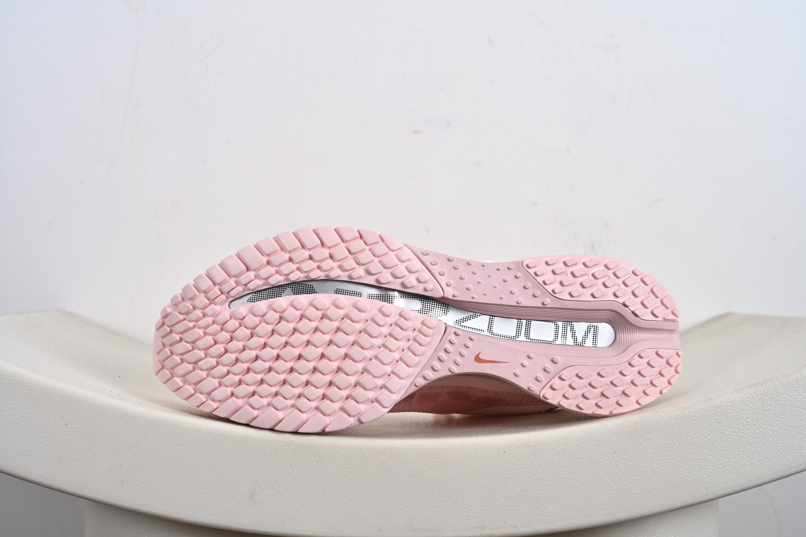 280 Nike Air Zoom NIKE PEGASUS PREMIUM耐克 新款气垫缓震休闲跑步鞋 HQ2592 002 102 101 100 004 HQ2593-601