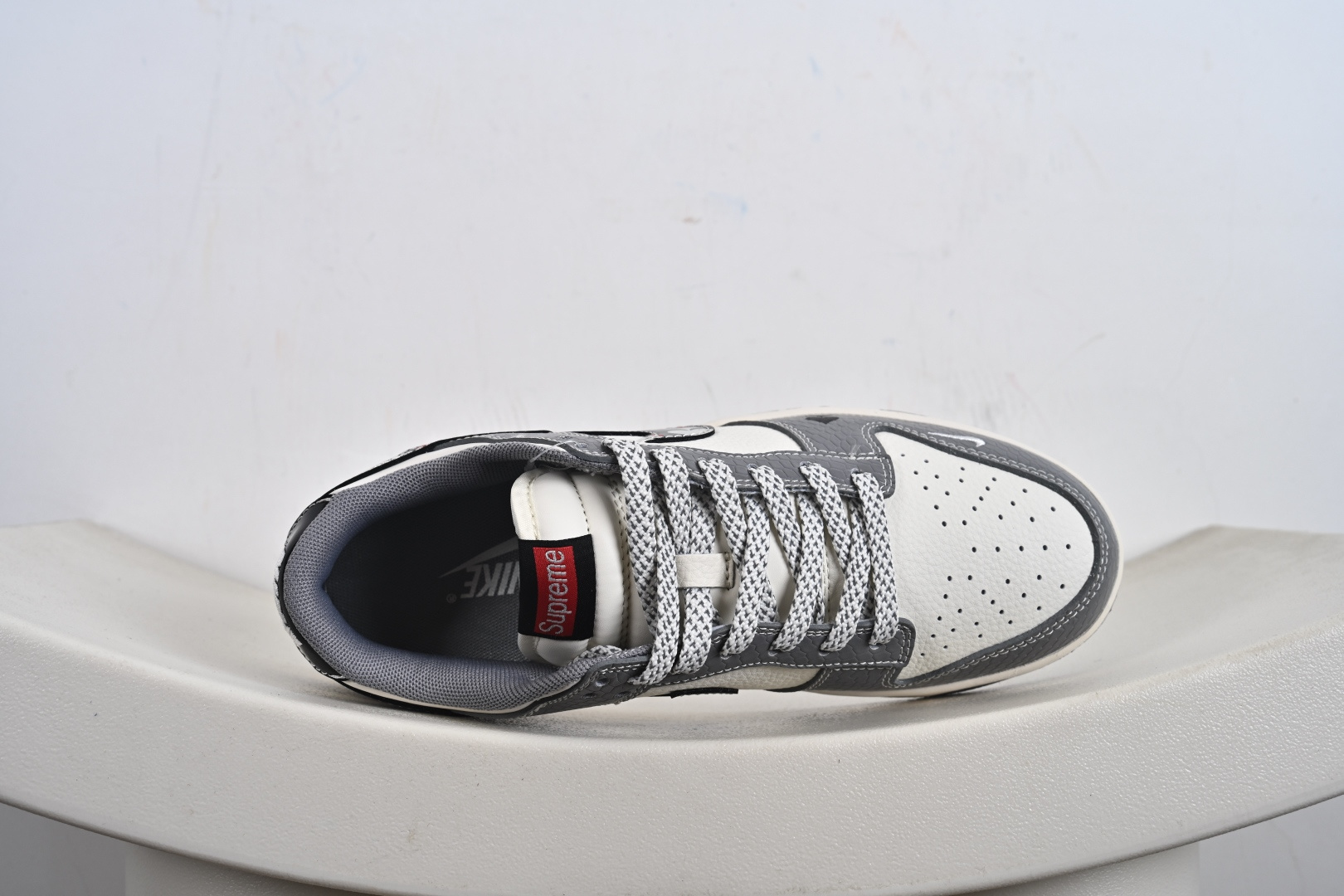 240 NIKE Dunk Low 联名款 HS2506-235