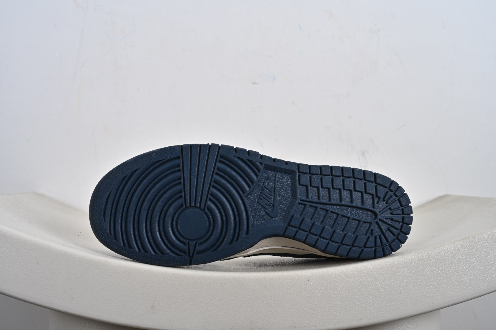 260 定制版 Louis Vuitton x Nk SB Dunk Low Lv联名 Dunk系列复古低帮休闲百搭板鞋 SC0601-477-Chinese UA Cheap High Quatity Brand Clothes Bags handbags Sneakers wholesale wholesaler seller from China Factory suppliers Fashion Clothing Shoes best Quality Beautiful Price 260 定制版 Louis Vuitton x Nk SB Dunk Low Lv联名 Dunk系列复古低帮休闲百搭板鞋 SC0601-477