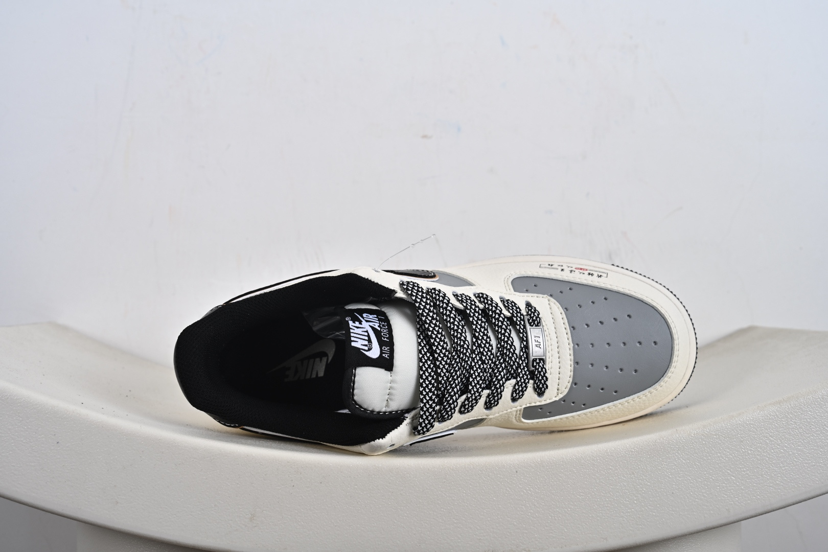 240 NIke Air Force 1 '07 Low “青衣虾仁——大明不妙曲”空军一号 低帮 运动鞋 SM6668-118