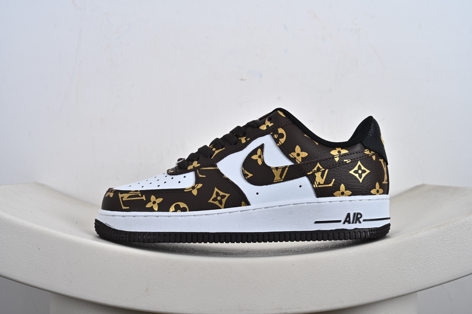 240 定制版 Nike Air Force 1'07 Low LV联名 经典白棕 空军一号低帮休闲板鞋 CZ3986-004