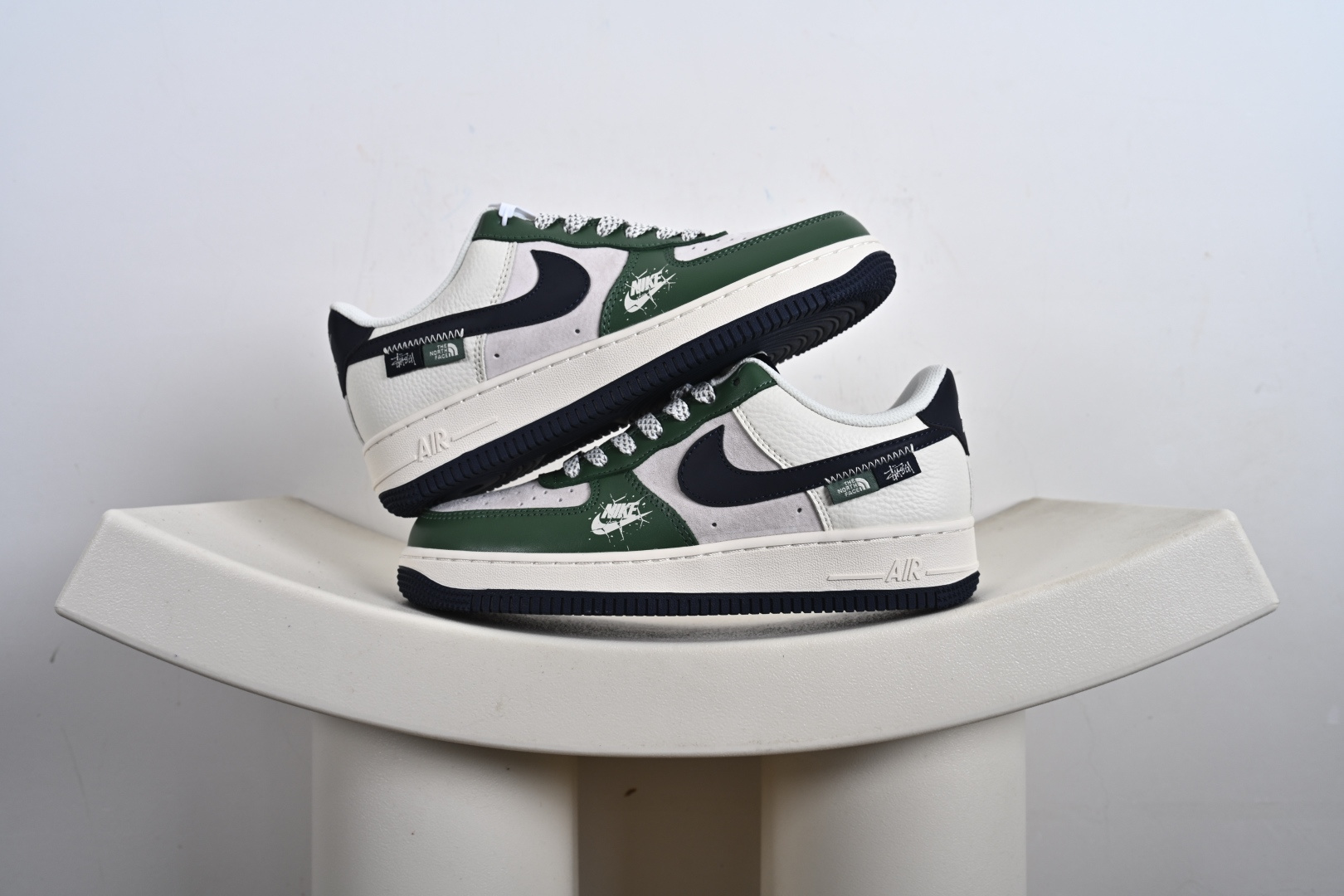 NIKE AIR FORCE 1‘07 LV8 联名款 HS8068-053