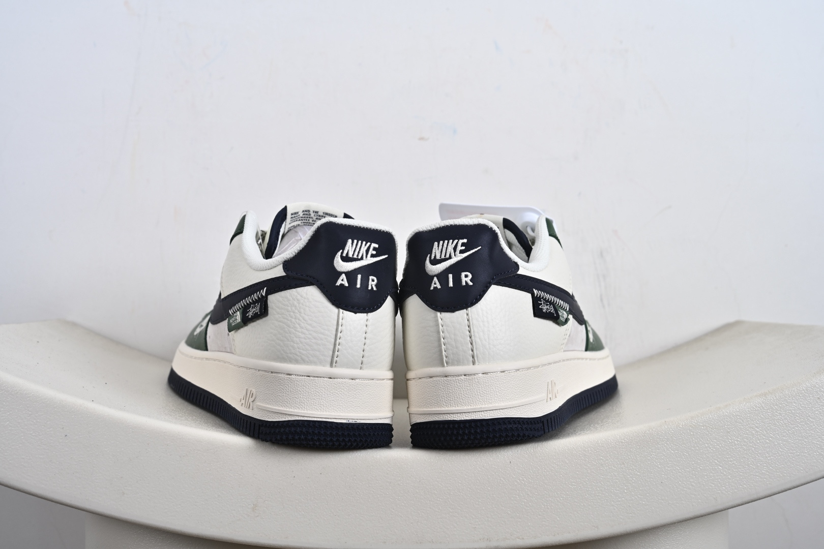 NIKE AIR FORCE 1‘07 LV8 联名款 HS8068-053