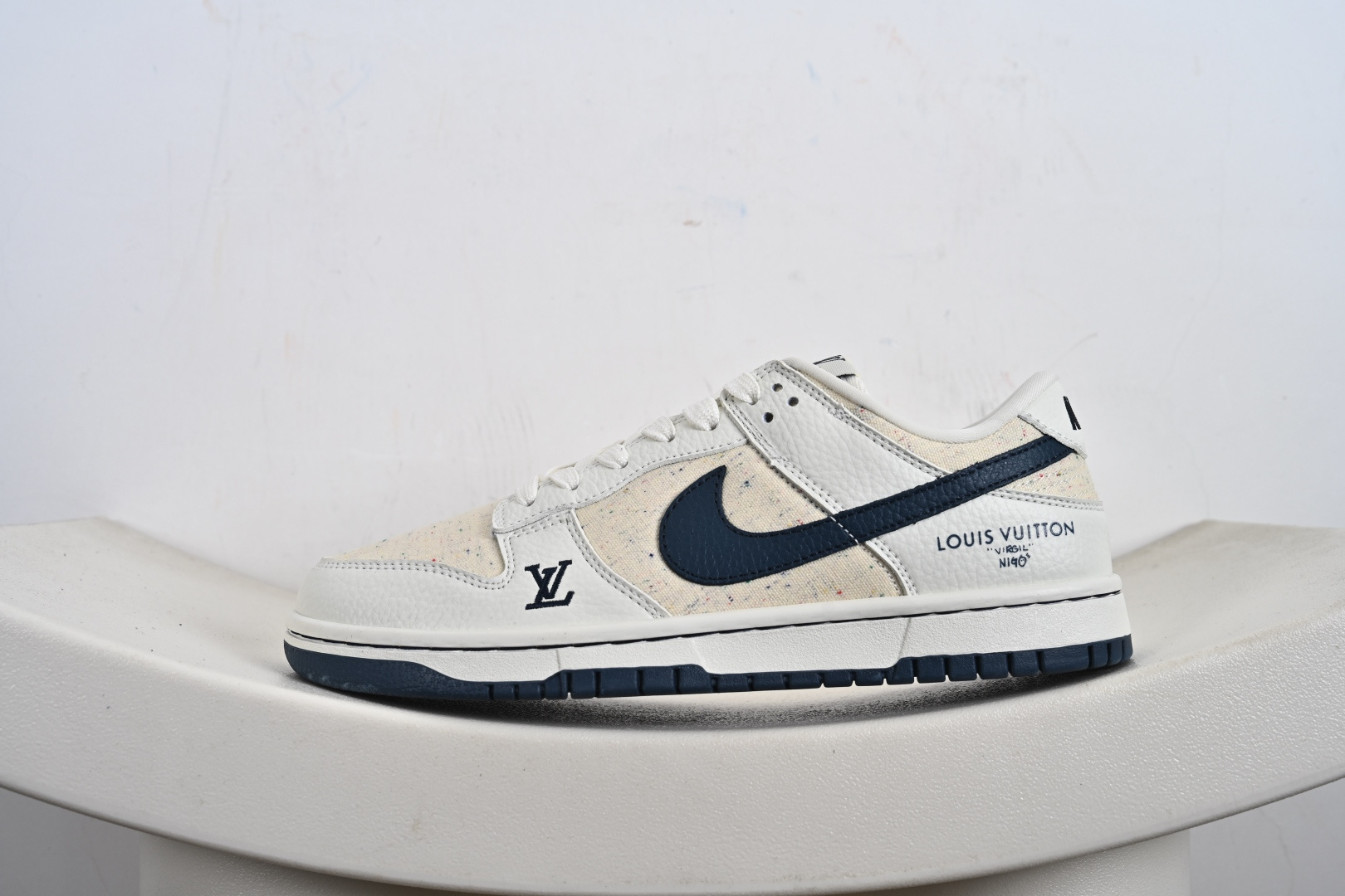 260 Louis Vuitton x Nike Dunk Low 米白藏蓝织布 SC0601-478
