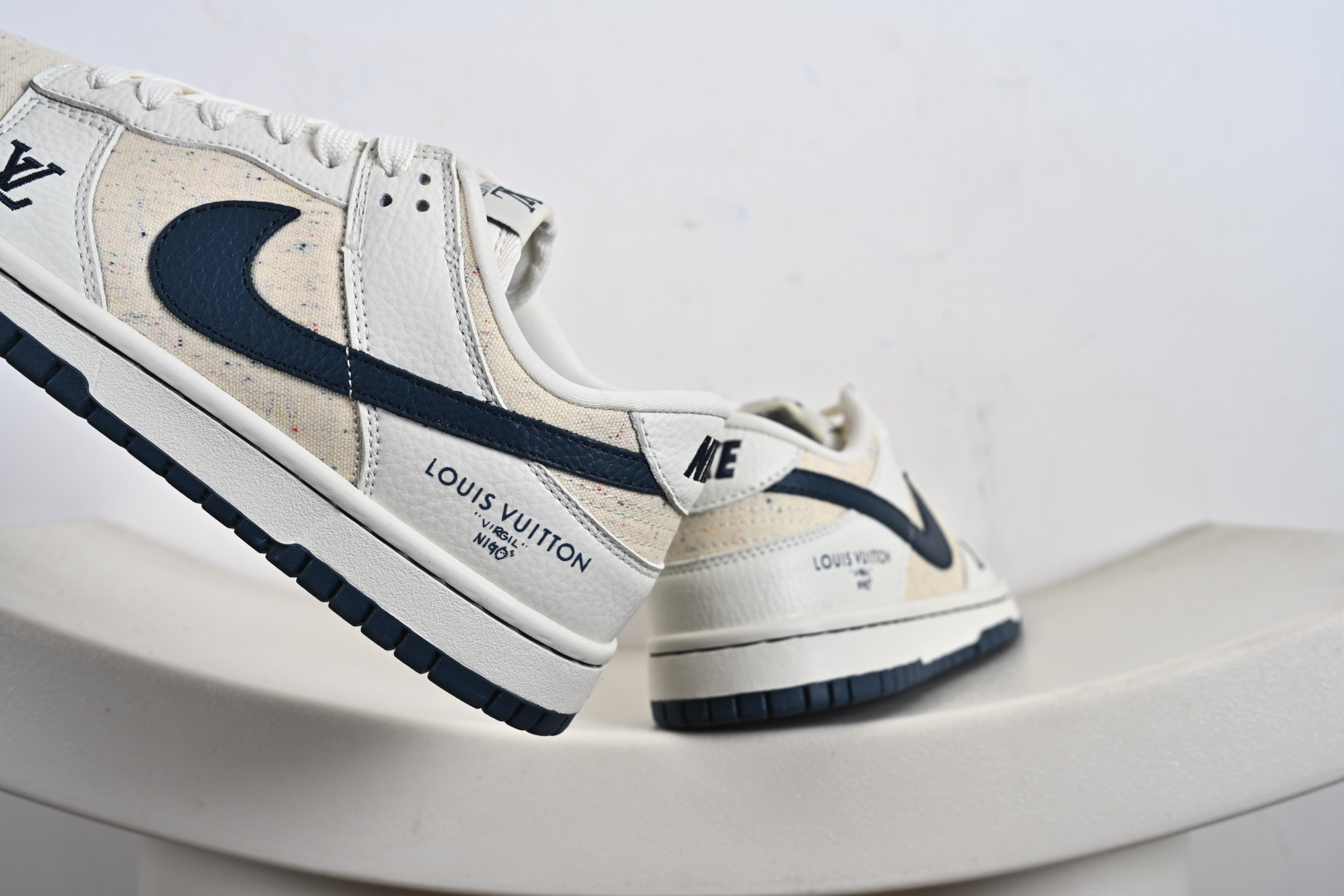 260 Louis Vuitton x Nike Dunk Low 米白藏蓝织布 SC0601-478