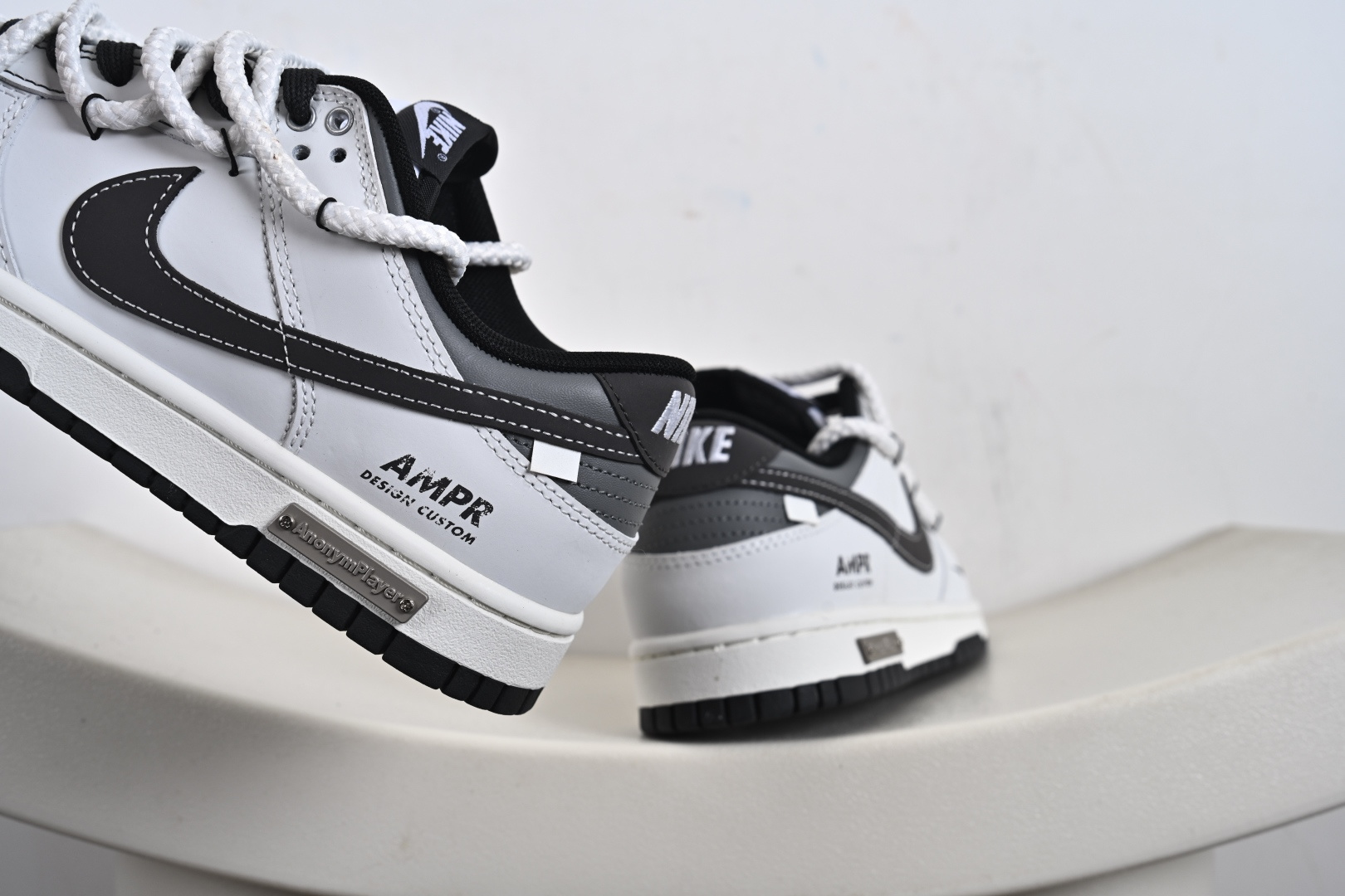 260 Nike SB Dunk Low ”Just Do It” 绑带 周年高端定制 低帮休闲板鞋 WB0510-064