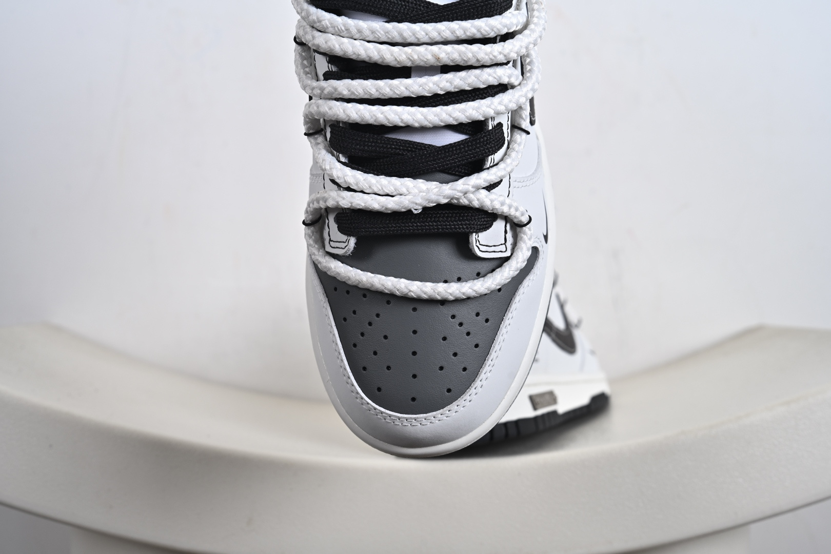 260 Nike SB Dunk Low ”Just Do It” 绑带 周年高端定制 低帮休闲板鞋 WB0510-064