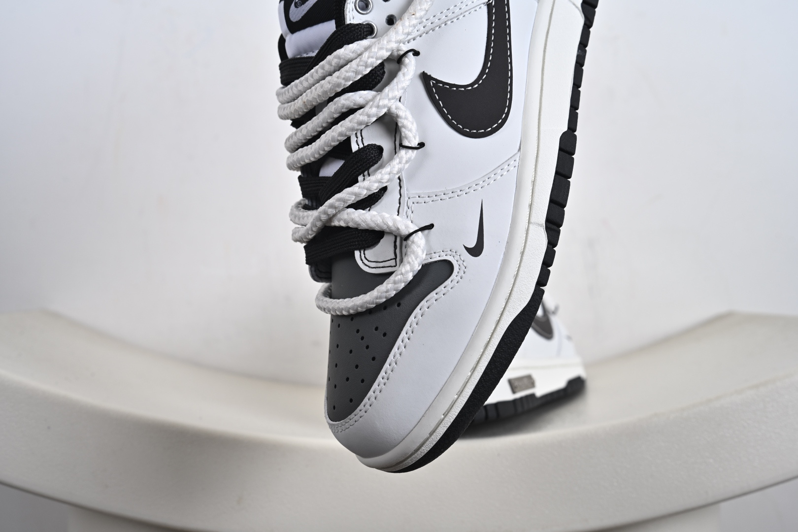 260 Nike SB Dunk Low ”Just Do It” 绑带 周年高端定制 低帮休闲板鞋 WB0510-064