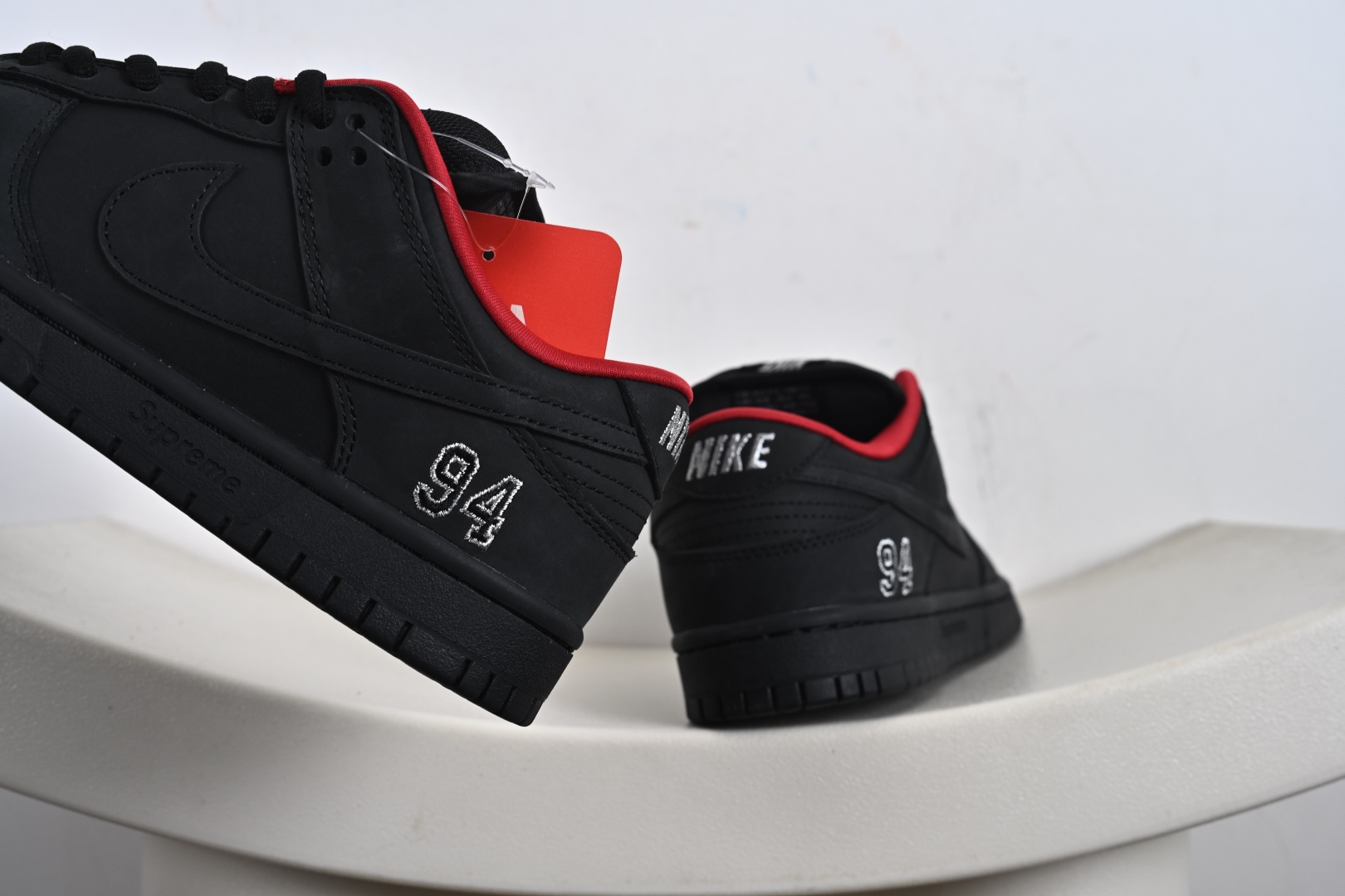 300 Supreme x NK Dunk Low 低帮Sup联名黑红 HQ8487-001