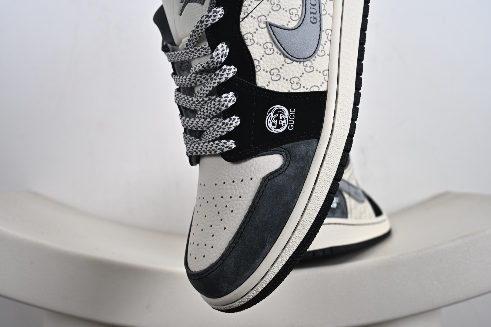 260 Nike Air Jordan 1 Low AJ1乔1低帮休闲板鞋 LD8888-005-Chinese UA Cheap High Quatity Brand Clothes Bags handbags Sneakers wholesale wholesaler seller from China Factory suppliers Fashion Clothing Shoes best Quality Beautiful Price 260 Nike Air Jordan 1 Low AJ1乔1低帮休闲板鞋 LD8888-005