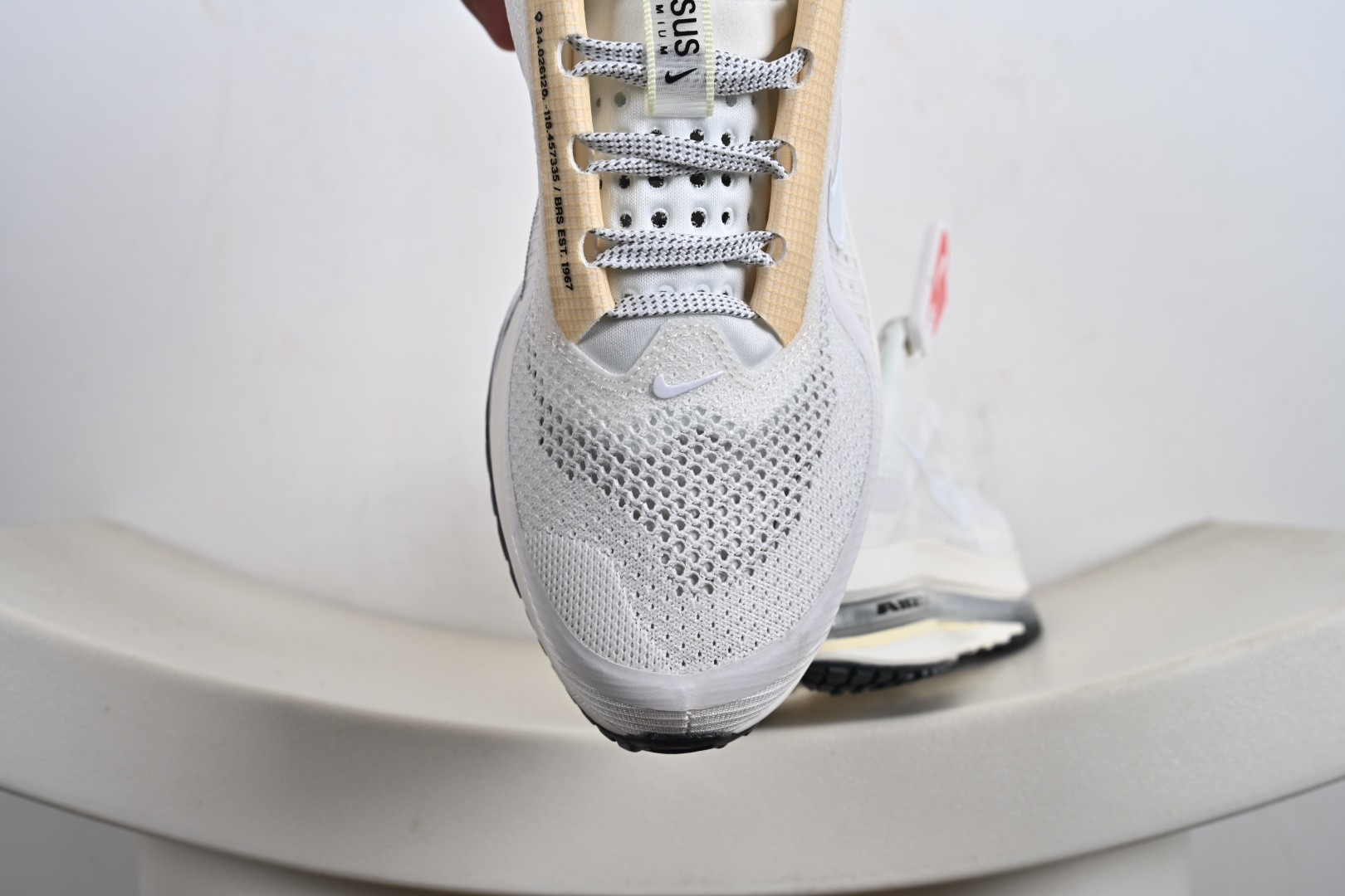 NK Pegasus Premium 飞马全掌气垫跑步运动鞋 HQ2593-104 NK Pegasus Premium 飞马全掌气垫跑步运动鞋 HQ2593-104