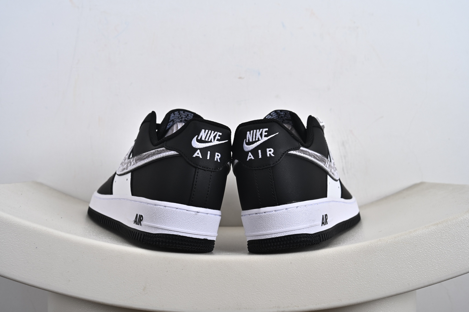 240 Nike Air Force 1 Low ZH0316-118