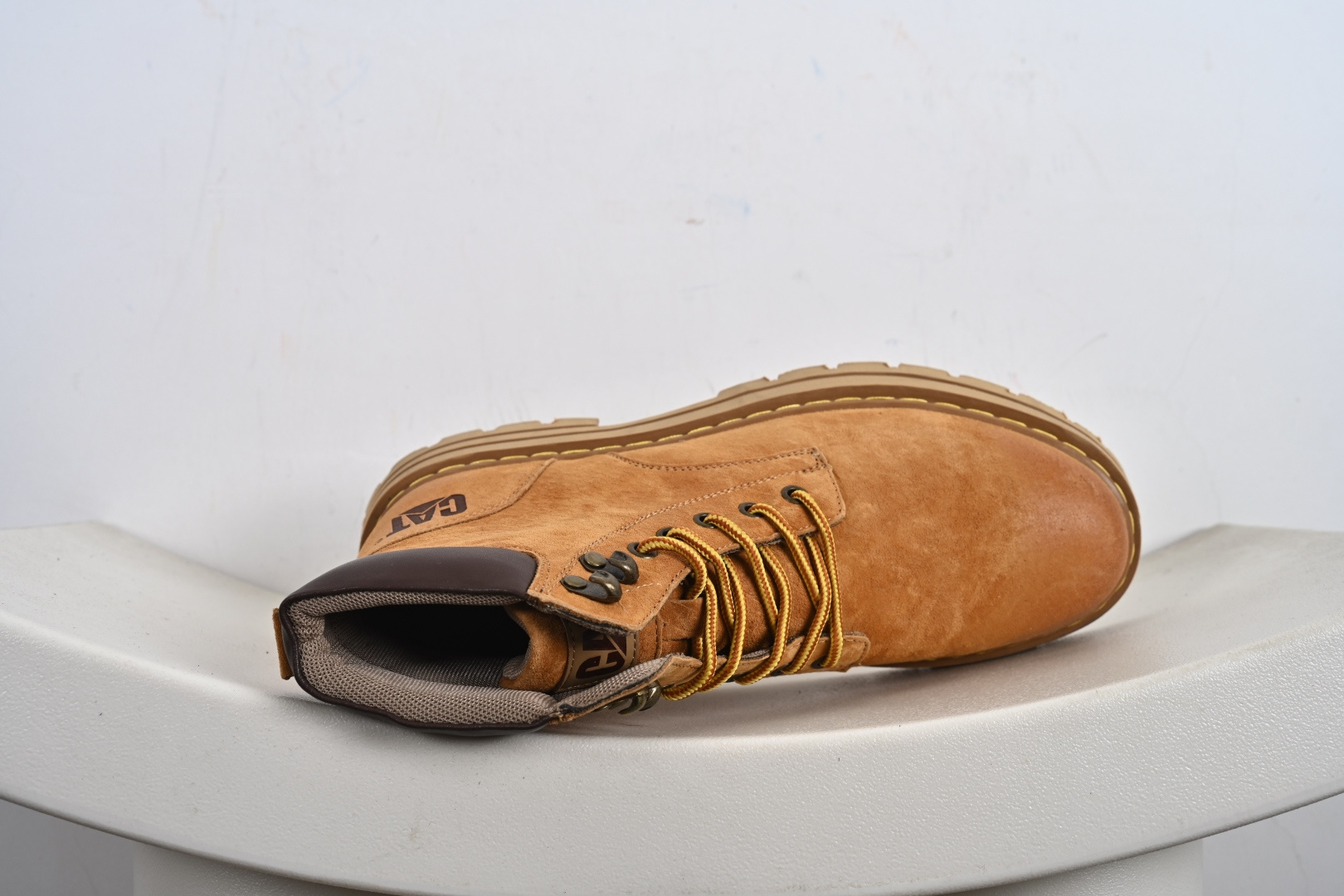 260 CAT卡特 硬汉推土机品牌 经典百搭户外休闲大黄靴系列 P726537