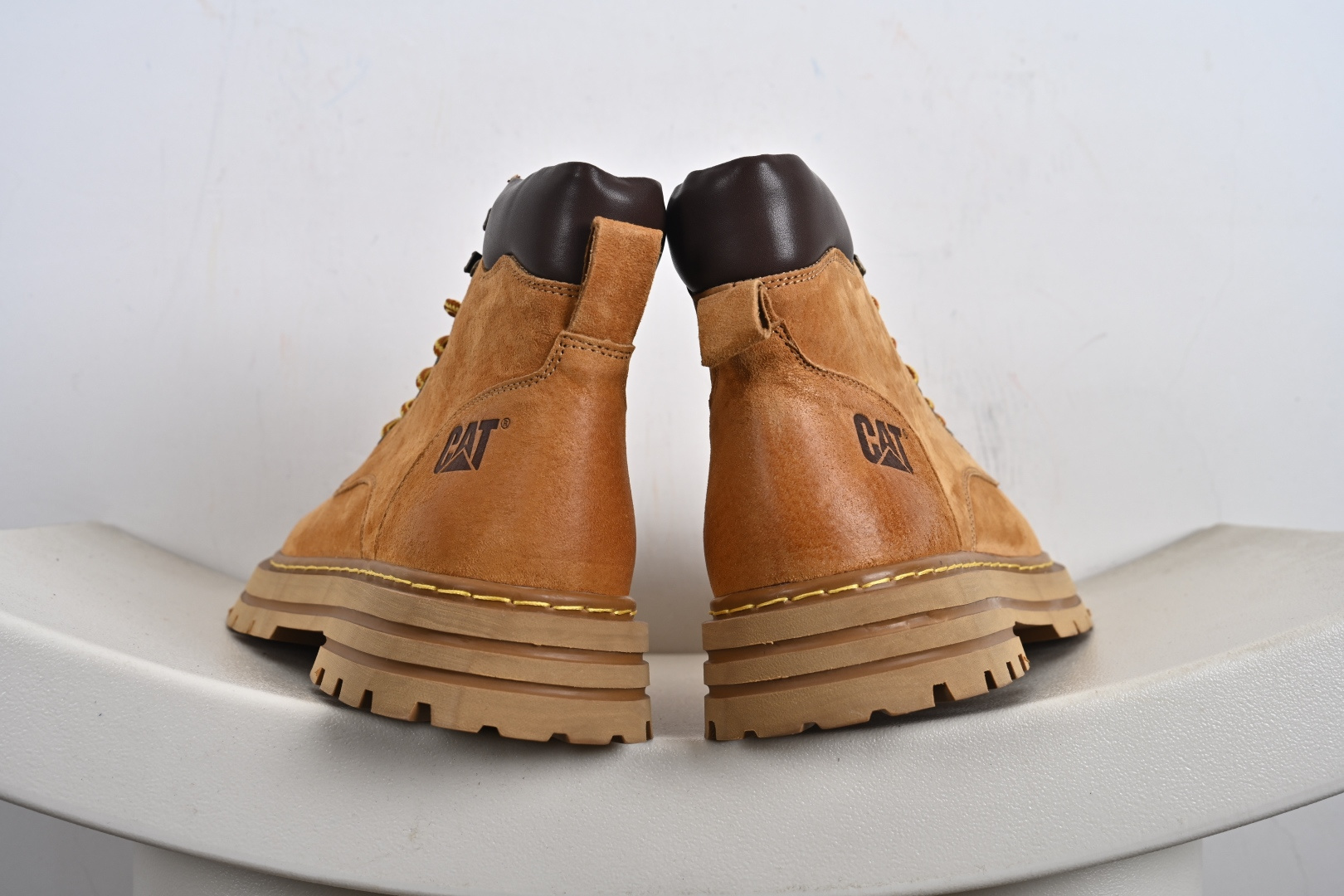 260 CAT卡特 硬汉推土机品牌 经典百搭户外休闲大黄靴系列 P726537