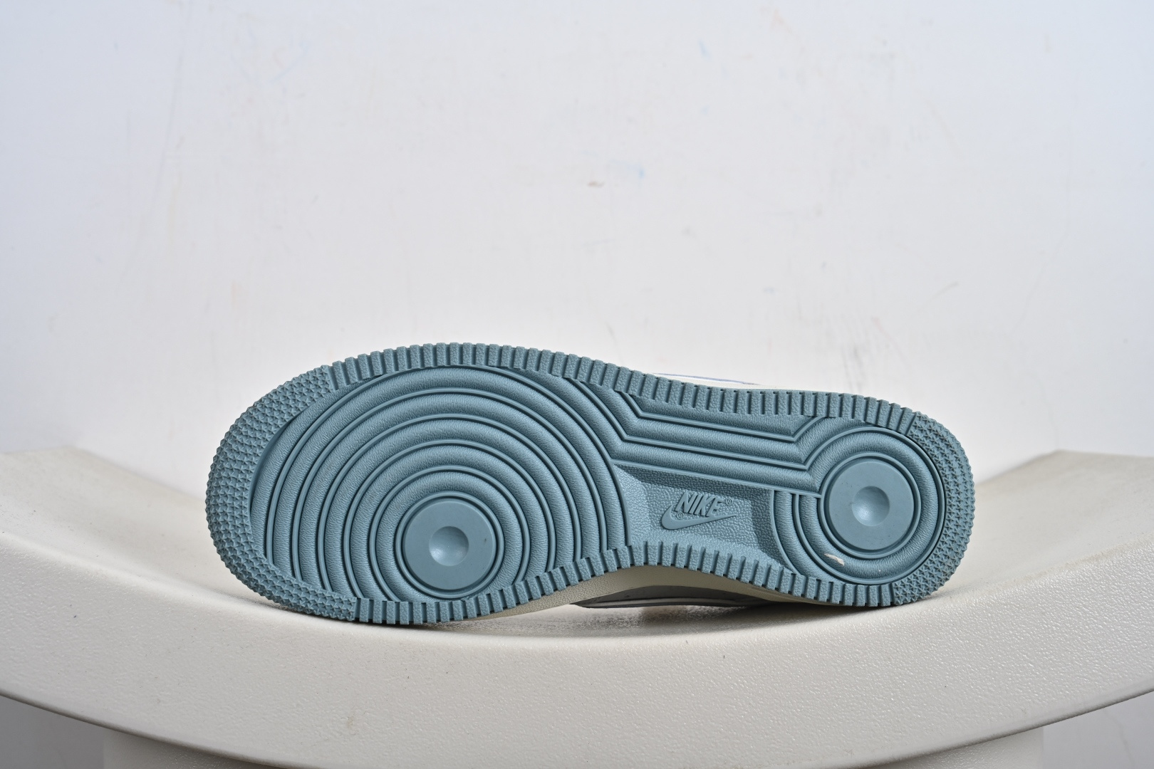 240 Nike Air Force 1 Low 07 x LV YF9511-800-Chinese UA Cheap High Quatity Brand Clothes Bags handbags Sneakers wholesale wholesaler seller from China Factory suppliers Fashion Clothing Shoes best Quality Beautiful Price 240 Nike Air Force 1 Low 07 x LV YF9511-800