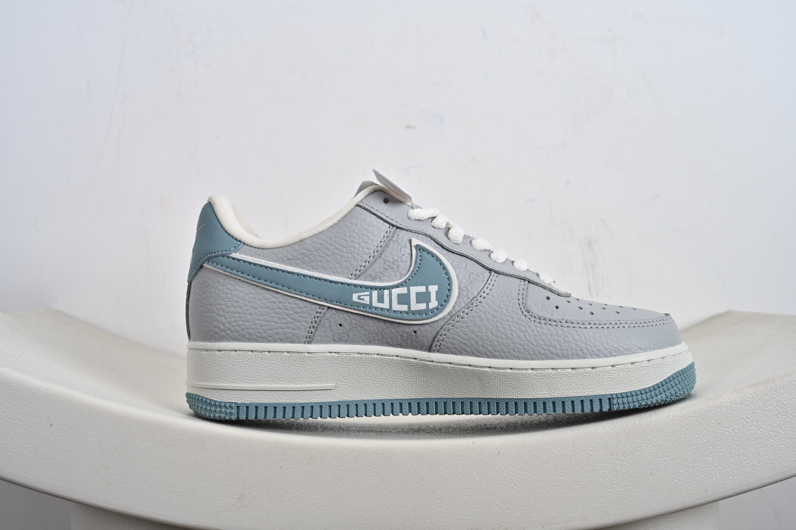 240 Nike Air Force 1 Low 07 x LV YF9511-800-Chinese UA Cheap High Quatity Brand Clothes Bags handbags Sneakers wholesale wholesaler seller from China Factory suppliers Fashion Clothing Shoes best Quality Beautiful Price 240 Nike Air Force 1 Low 07 x LV YF9511-800