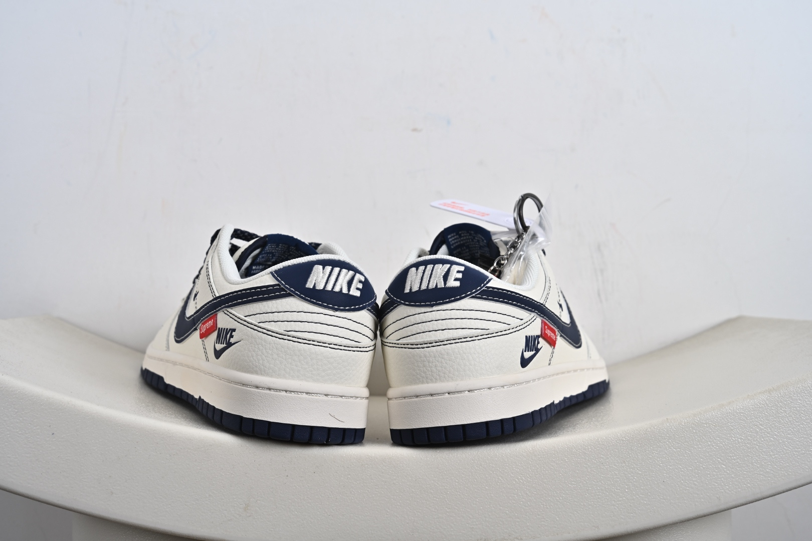 260 定制版 NK SB Dunk Low Supreme联名 米蓝勾 高端定制 低帮休闲板鞋 HH7518-083