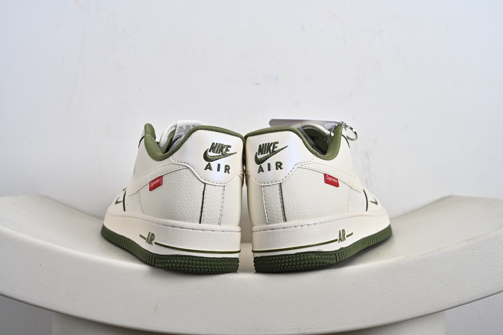 240 定制版 NK Air Force 1 '07 Low “Supreme联名——米白军绿边”空军一号 低帮 运动鞋 XX3168-221