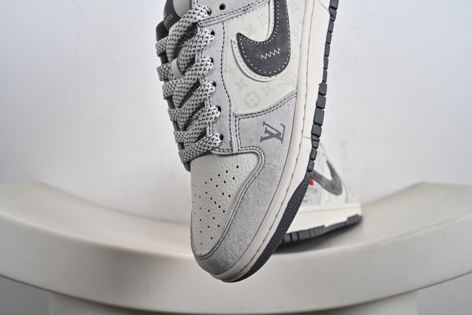 260 定制版 NK Dunk Low 联名 灰白双勾 周年高端定制 低帮休闲板鞋 CX5050-Y20