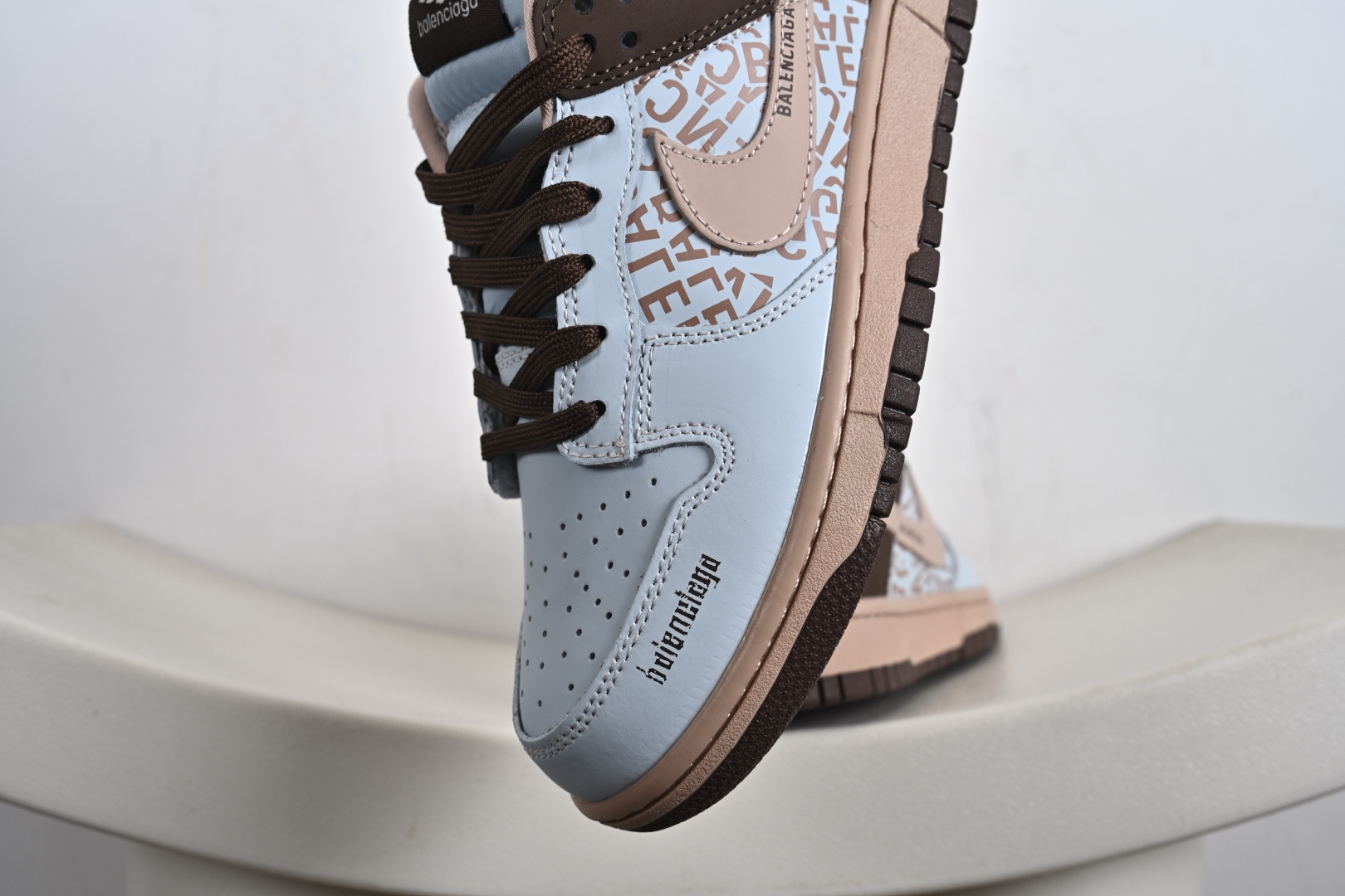 260 定制版 Balenciaga x NK Dunk SB Low 巴黎世家 x SB 低帮 蓝粉棕 DD1988-002