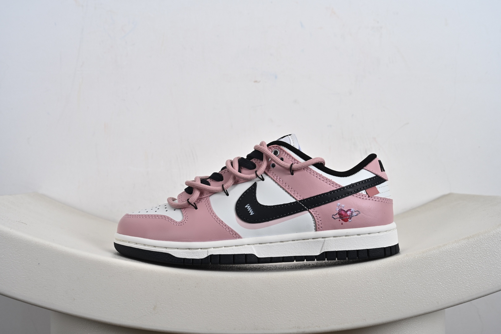 NK Dunk Low 怦然心动 PB0510-055