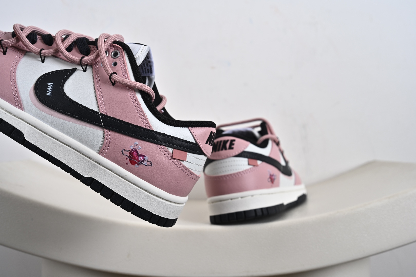 NK Dunk Low 怦然心动 PB0510-055