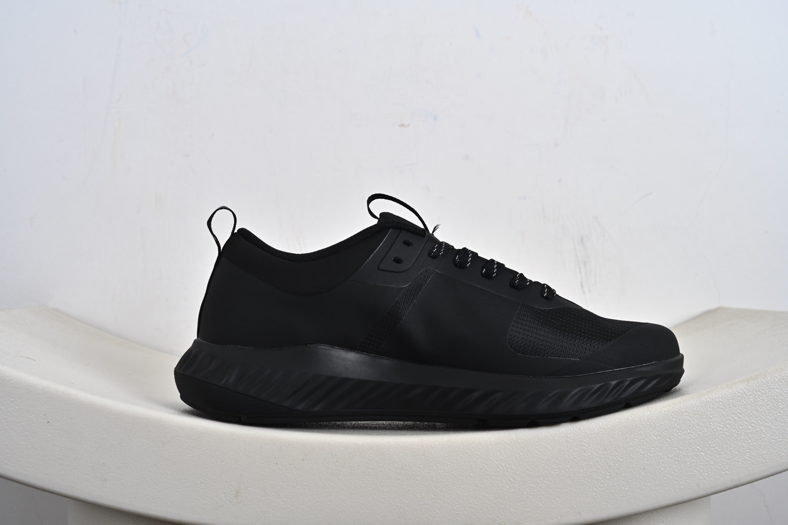 260 ECCO爱步登山鞋男款 舒适户外运动越野跑鞋健步BIOMC踪迹系列 875825