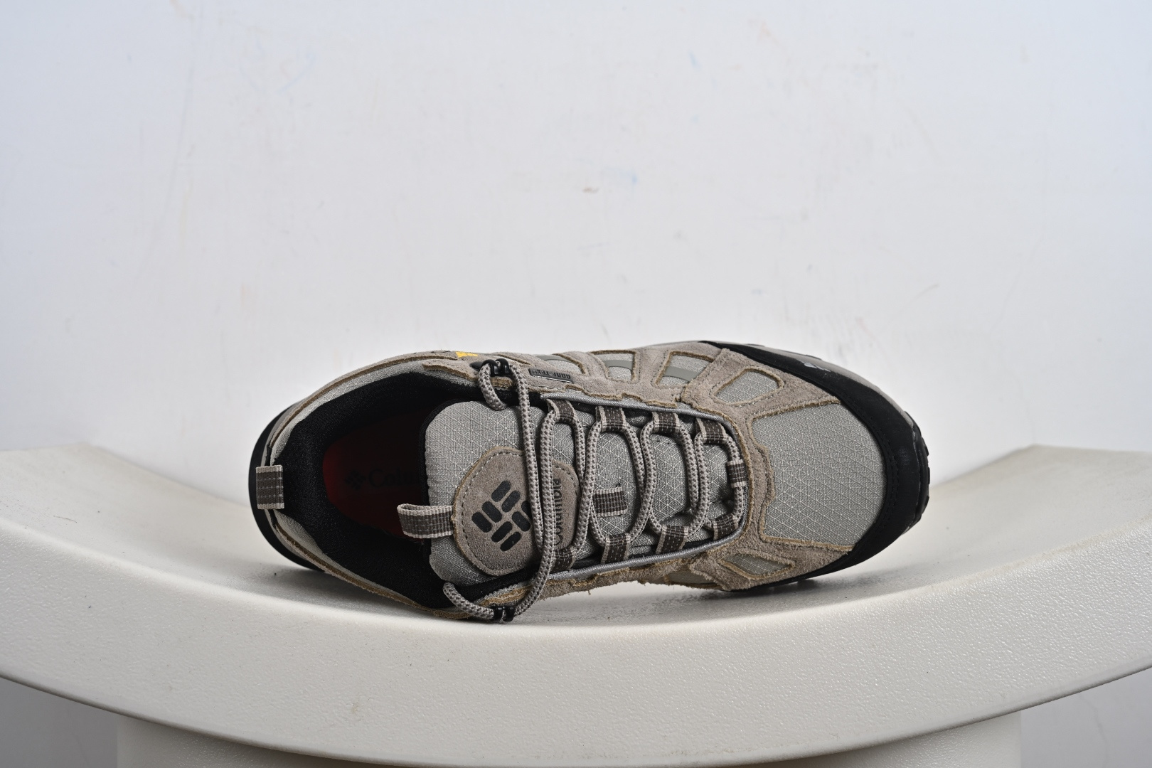 240 Columbia 哥伦比亚户外登山鞋 户外越野徒步鞋-Chinese UA Cheap High Quatity Brand Clothes Bags handbags Sneakers wholesale wholesaler seller from China Factory suppliers Fashion Clothing Shoes best Quality Beautiful Price 240 Columbia 哥伦比亚户外登山鞋 户外越野徒步鞋