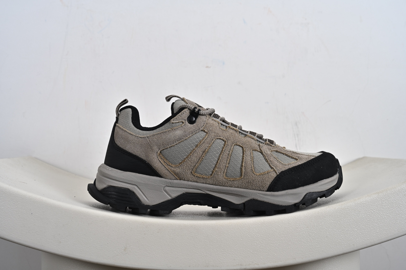 240 Columbia 哥伦比亚户外登山鞋 户外越野徒步鞋-Chinese UA Cheap High Quatity Brand Clothes Bags handbags Sneakers wholesale wholesaler seller from China Factory suppliers Fashion Clothing Shoes best Quality Beautiful Price 240 Columbia 哥伦比亚户外登山鞋 户外越野徒步鞋