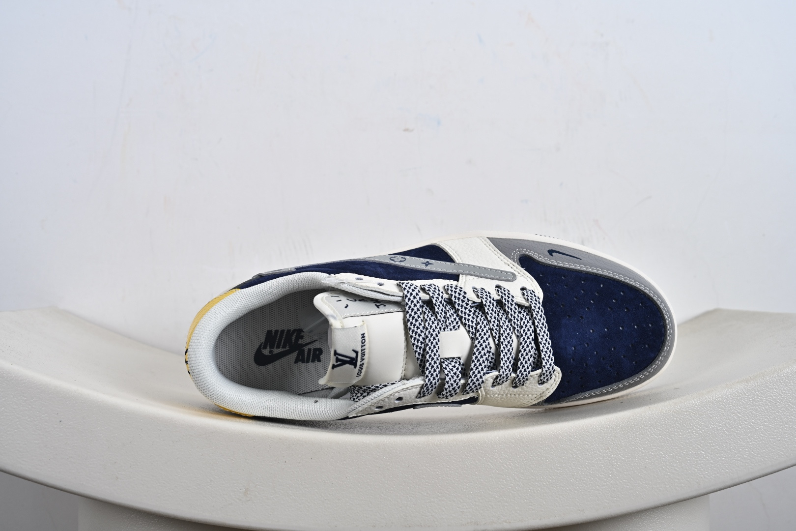 240 高端定制Air Jordan 1 Low LOW SP AJ1 乔1 倒钩联名款 低帮复古篮球鞋 HS8068-061