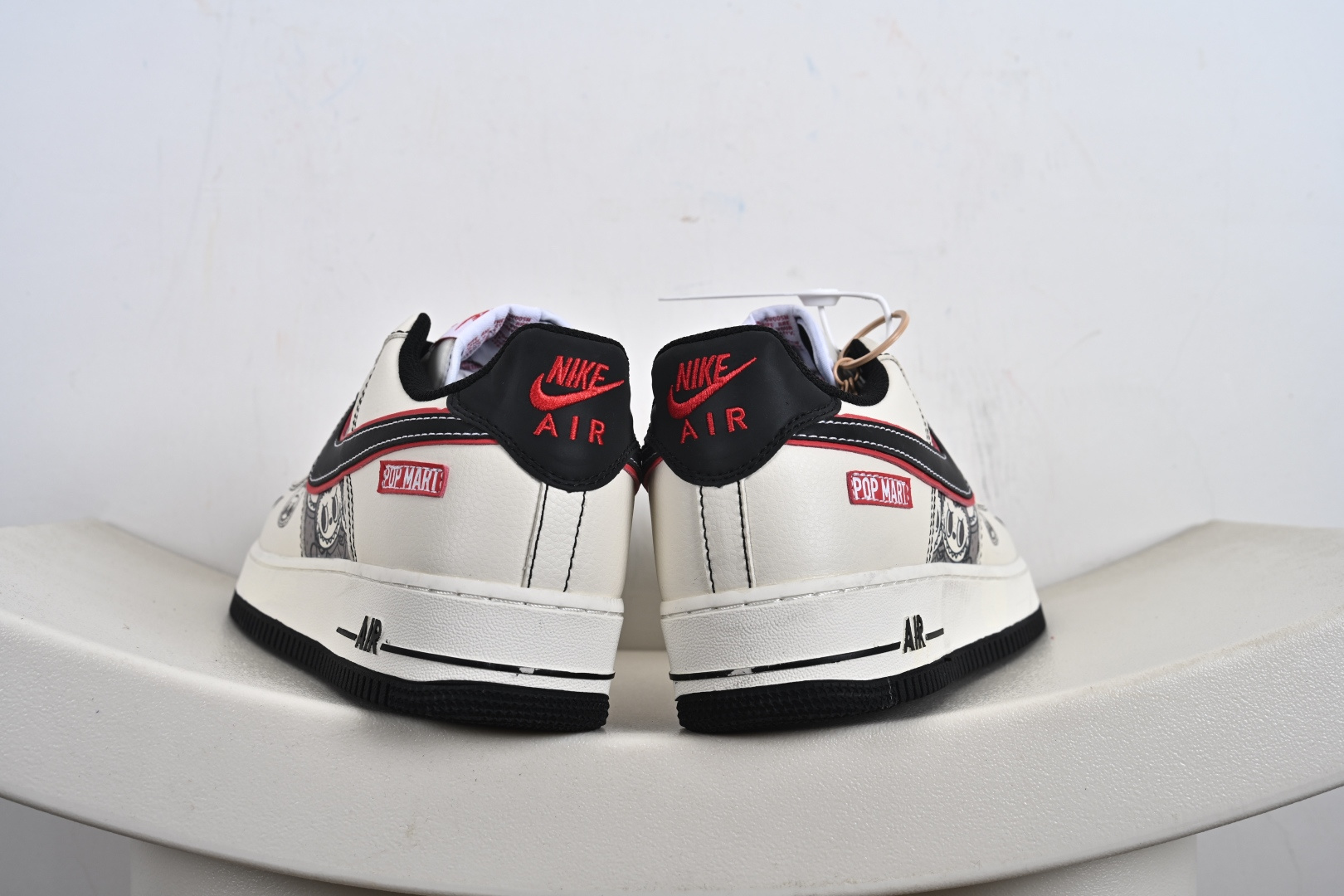 240 定制版 Nike Air Force 1 Low 泡泡玛特 labubu高端定制联名 HQ1688-001