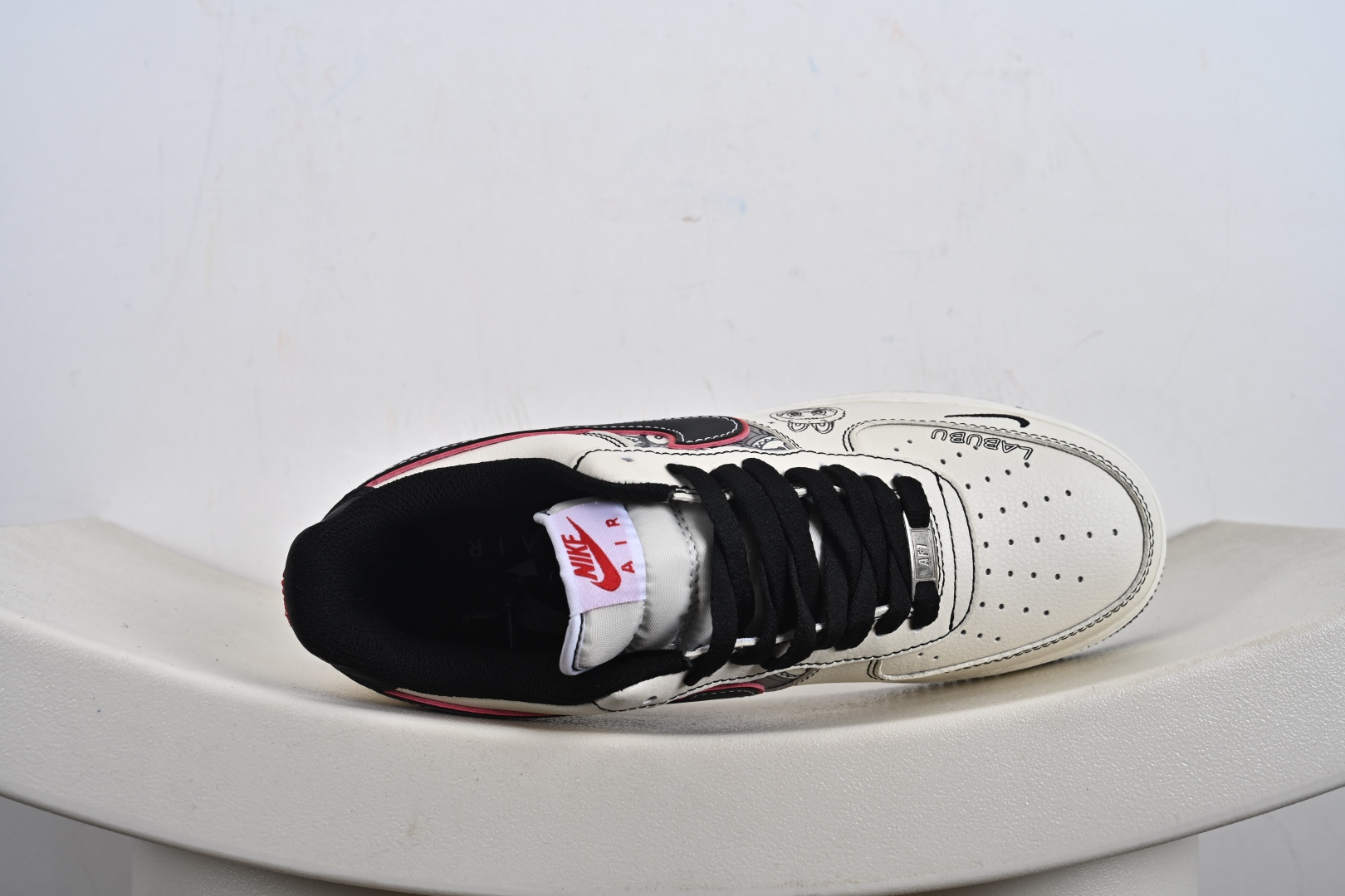 240 定制版 Nike Air Force 1 Low 泡泡玛特 labubu高端定制联名 HQ1688-001
