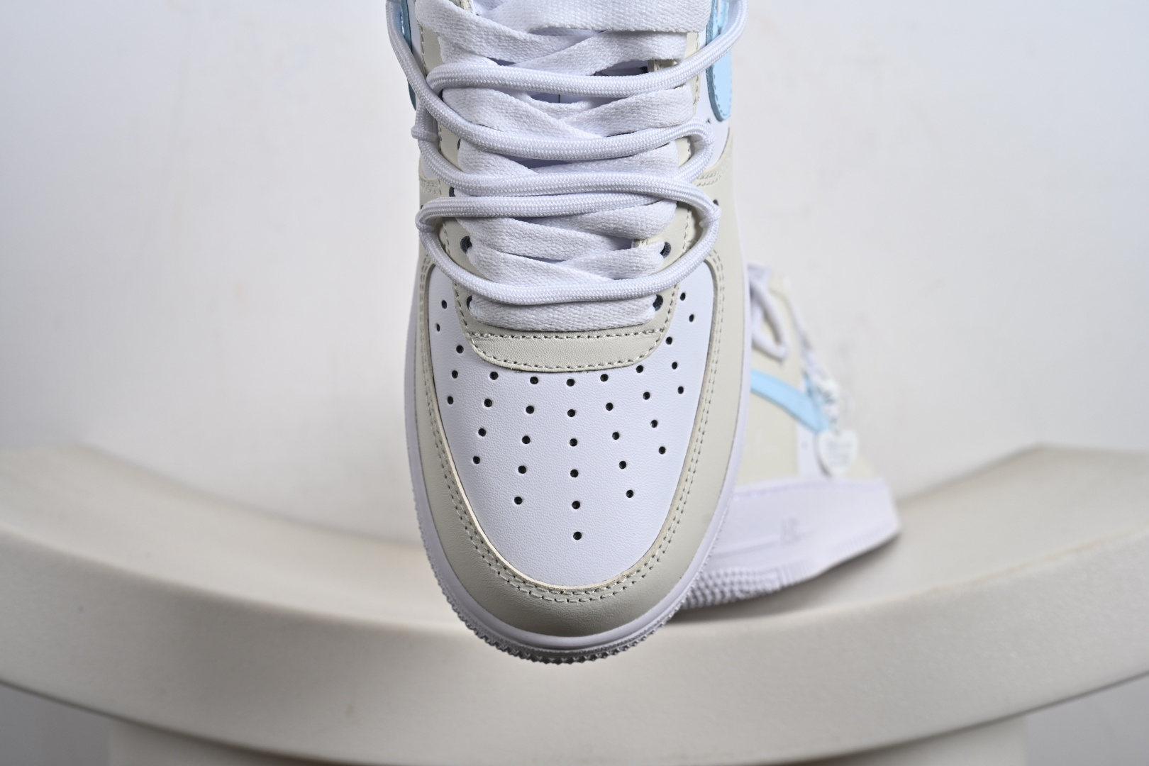 定制版 NIke Air Force 1 '07 Low 空军一号低帮 运动鞋 休闲鞋 ZH0316-111