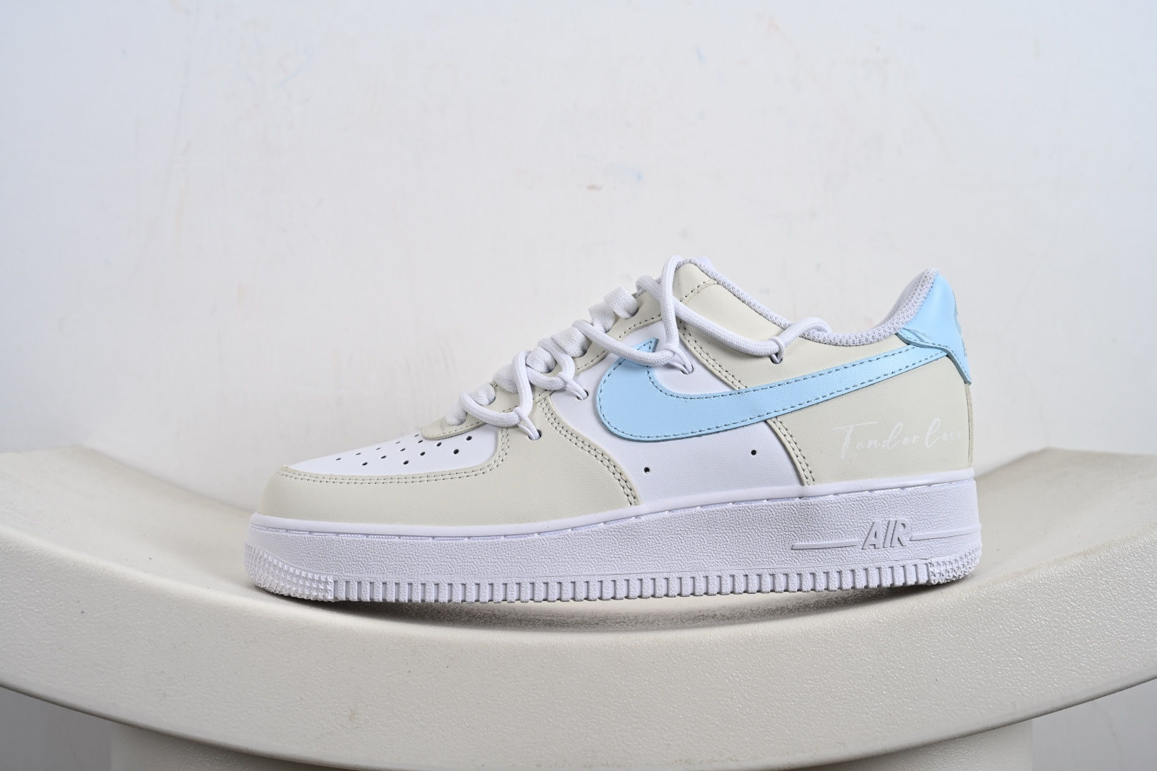 定制版 NIke Air Force 1 '07 Low 空军一号低帮 运动鞋 休闲鞋 ZH0316-111