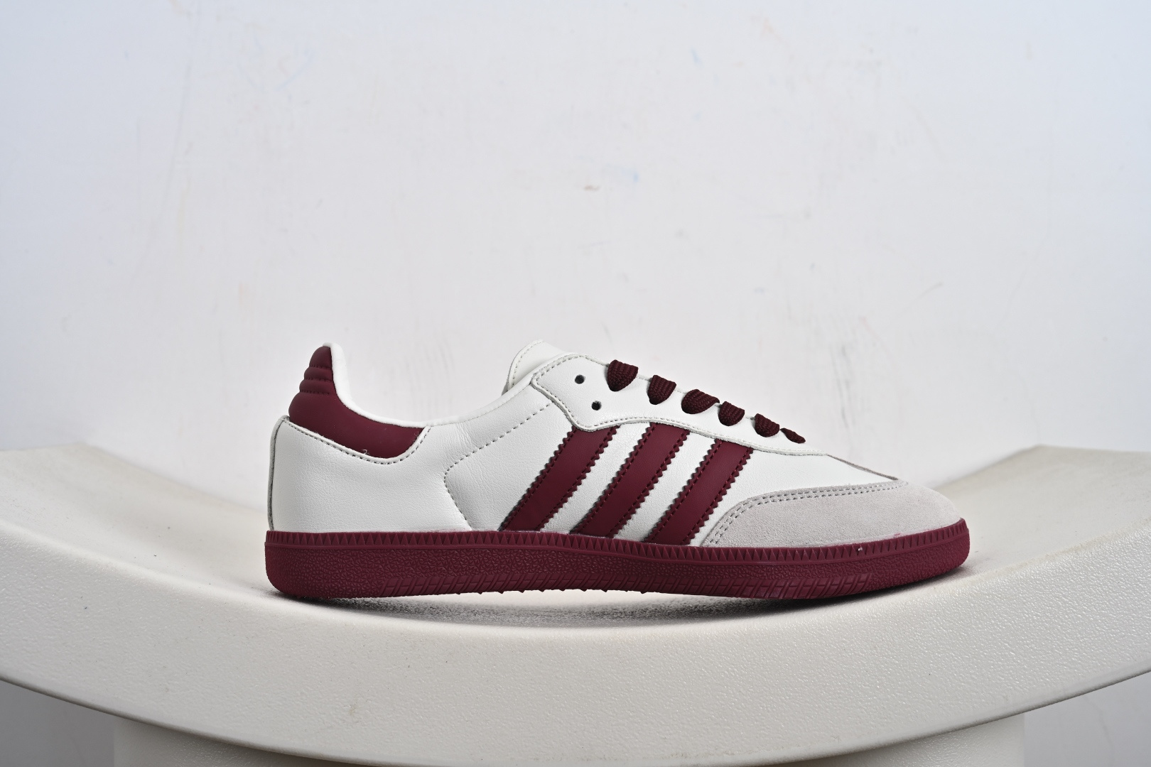 150 Adidas SAMBA 德训鞋 gucci联名款 高端定制桑巴系列 GJ75815 GJ75813-Chinese UA Cheap High Quatity Brand Clothes Bags handbags Sneakers wholesale wholesaler seller from China Factory suppliers Fashion Clothing Shoes best Quality Beautiful Price 150 Adidas SAMBA 德训鞋 gucci联名款 高端定制桑巴系列 GJ75815 GJ75813