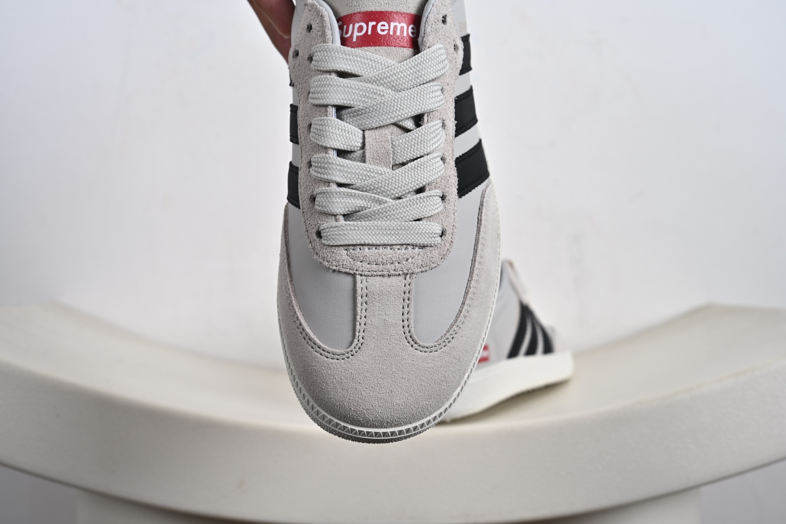 150 Adidas SAMBA 德训鞋 gucci联名款 高端定制桑巴系列 GJ75815 GJ75813 GJ75814-Chinese UA Cheap High Quatity Brand Clothes Bags handbags Sneakers wholesale wholesaler seller from China Factory suppliers Fashion Clothing Shoes best Quality Beautiful Price 150 Adidas SAMBA 德训鞋 gucci联名款 高端定制桑巴系列 GJ75815 GJ75813 GJ75814