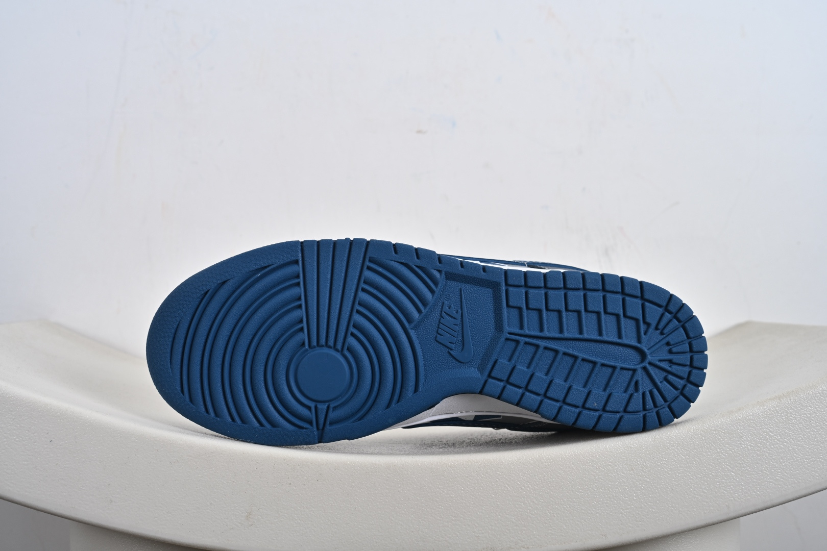 240 NIKE Dunk Low RETRO 联名款 HS2506-232-Chinese UA Cheap High Quatity Brand Clothes Bags handbags Sneakers wholesale wholesaler seller from China Factory suppliers Fashion Clothing Shoes best Quality Beautiful Price 240 NIKE Dunk Low RETRO 联名款 HS2506-232